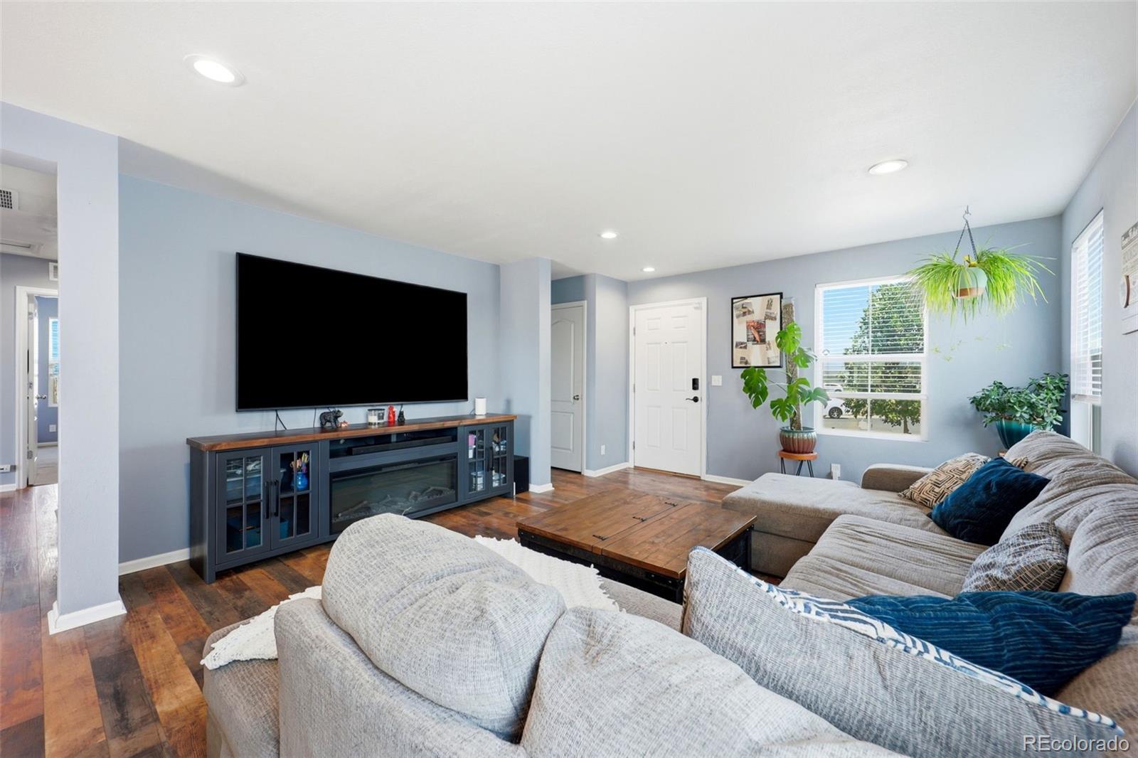 MLS Image #6 for 923  stagecoach avenue,brighton, Colorado