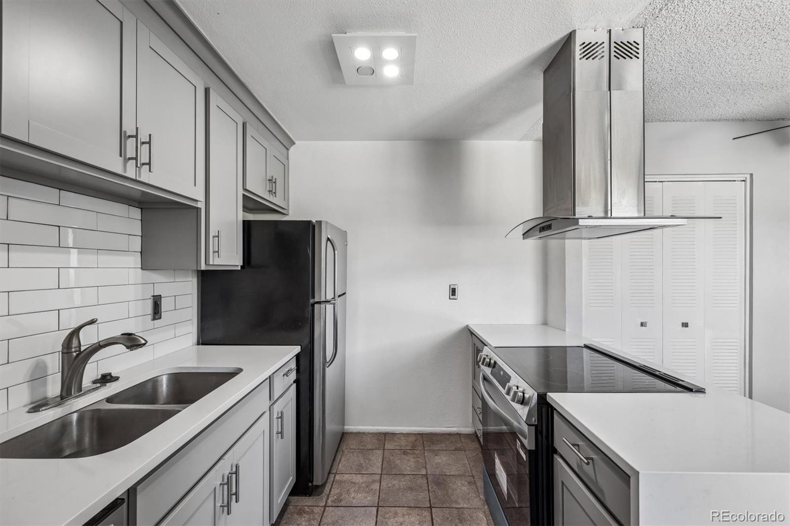 MLS Image #10 for 3351 s field street 113,lakewood, Colorado