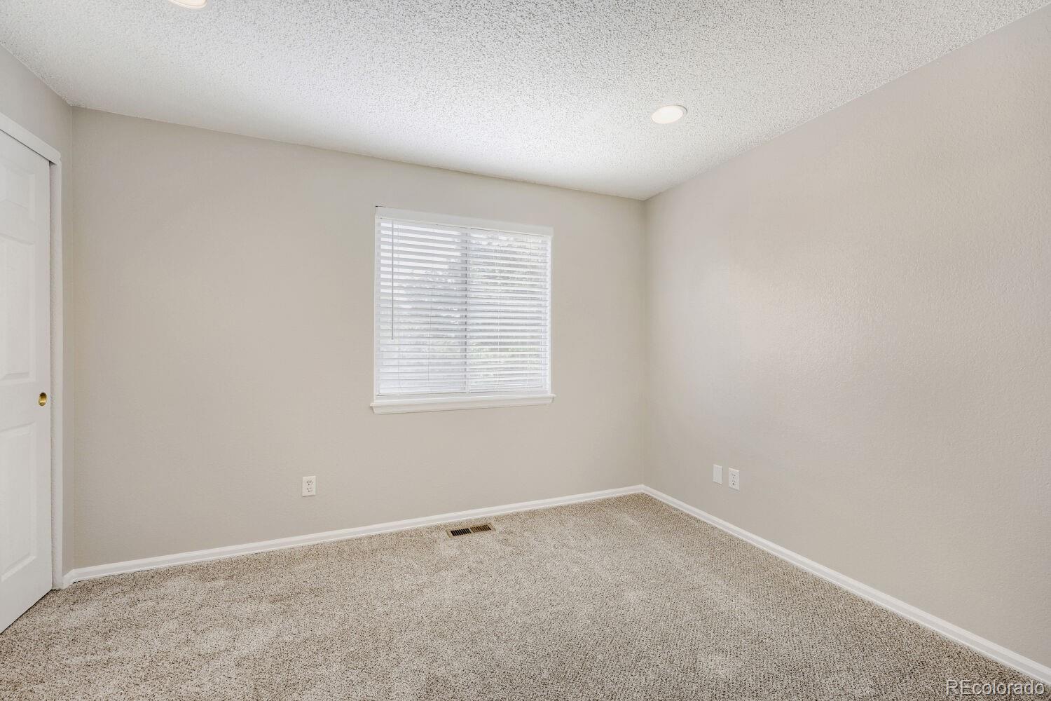 MLS Image #17 for 11755  glencoe street,denver, Colorado