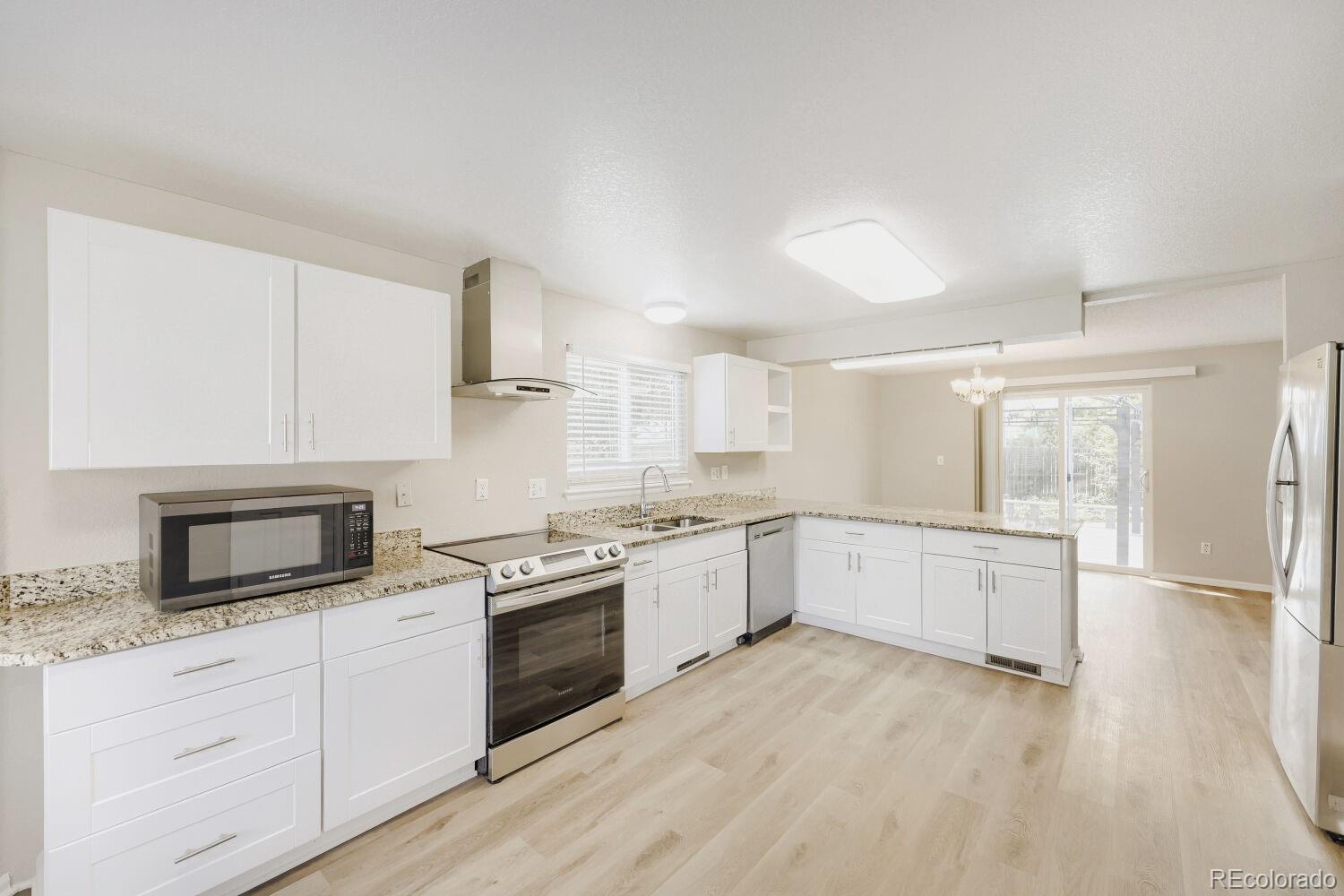 MLS Image #7 for 11755  glencoe street,denver, Colorado