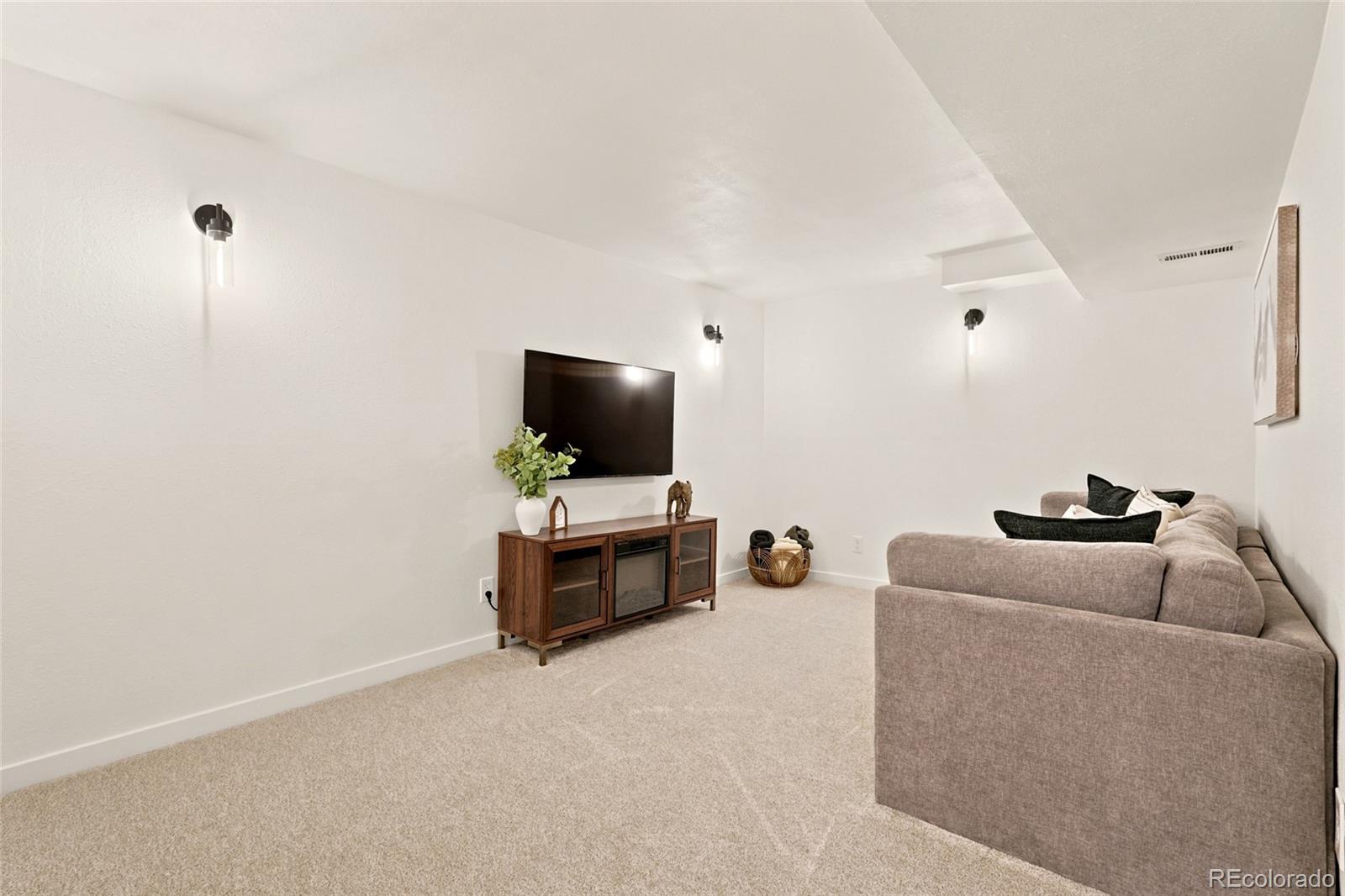 MLS Image #36 for 10640  steele street,northglenn, Colorado
