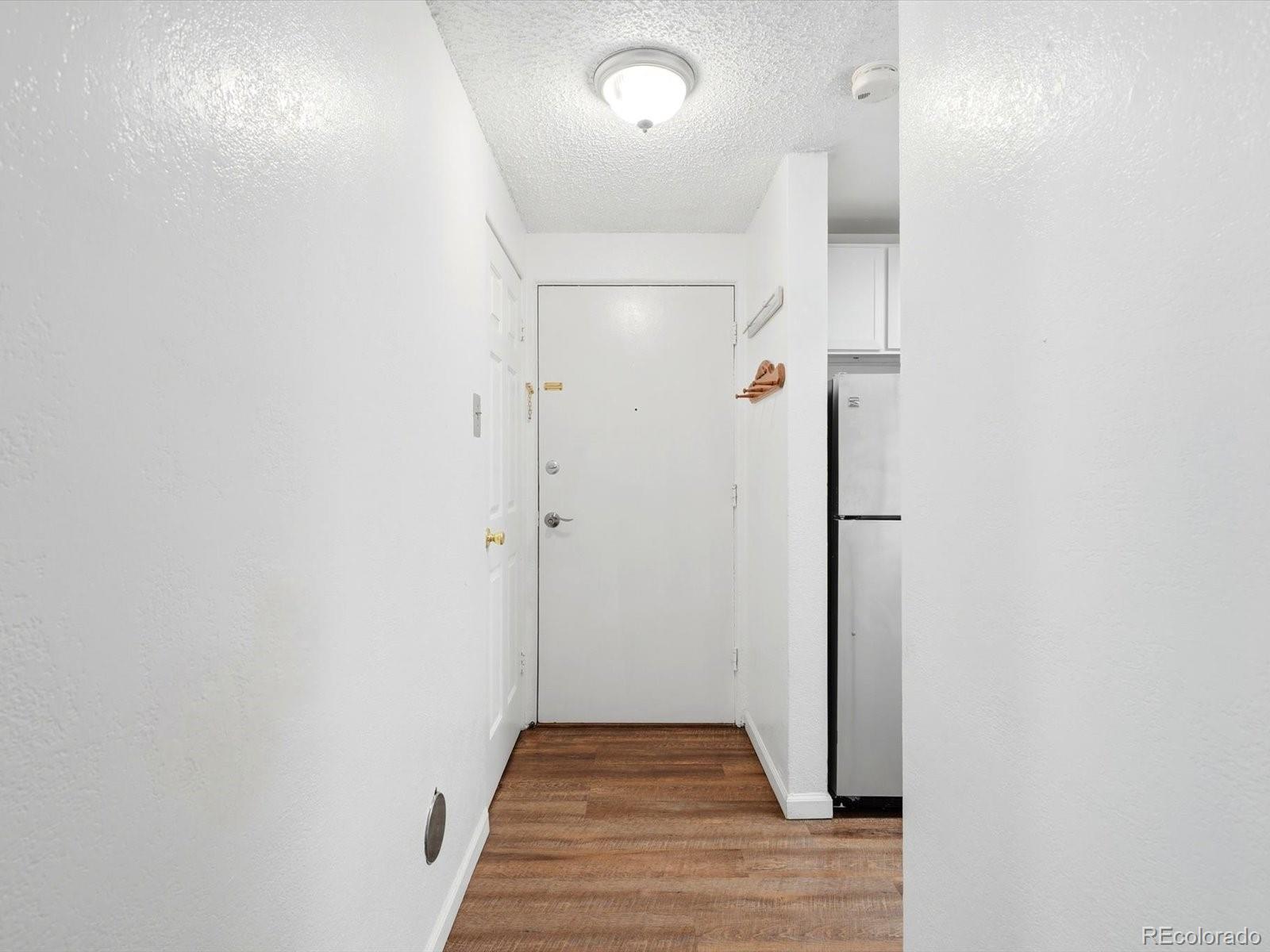 MLS Image #10 for 701 n pearl street,denver, Colorado