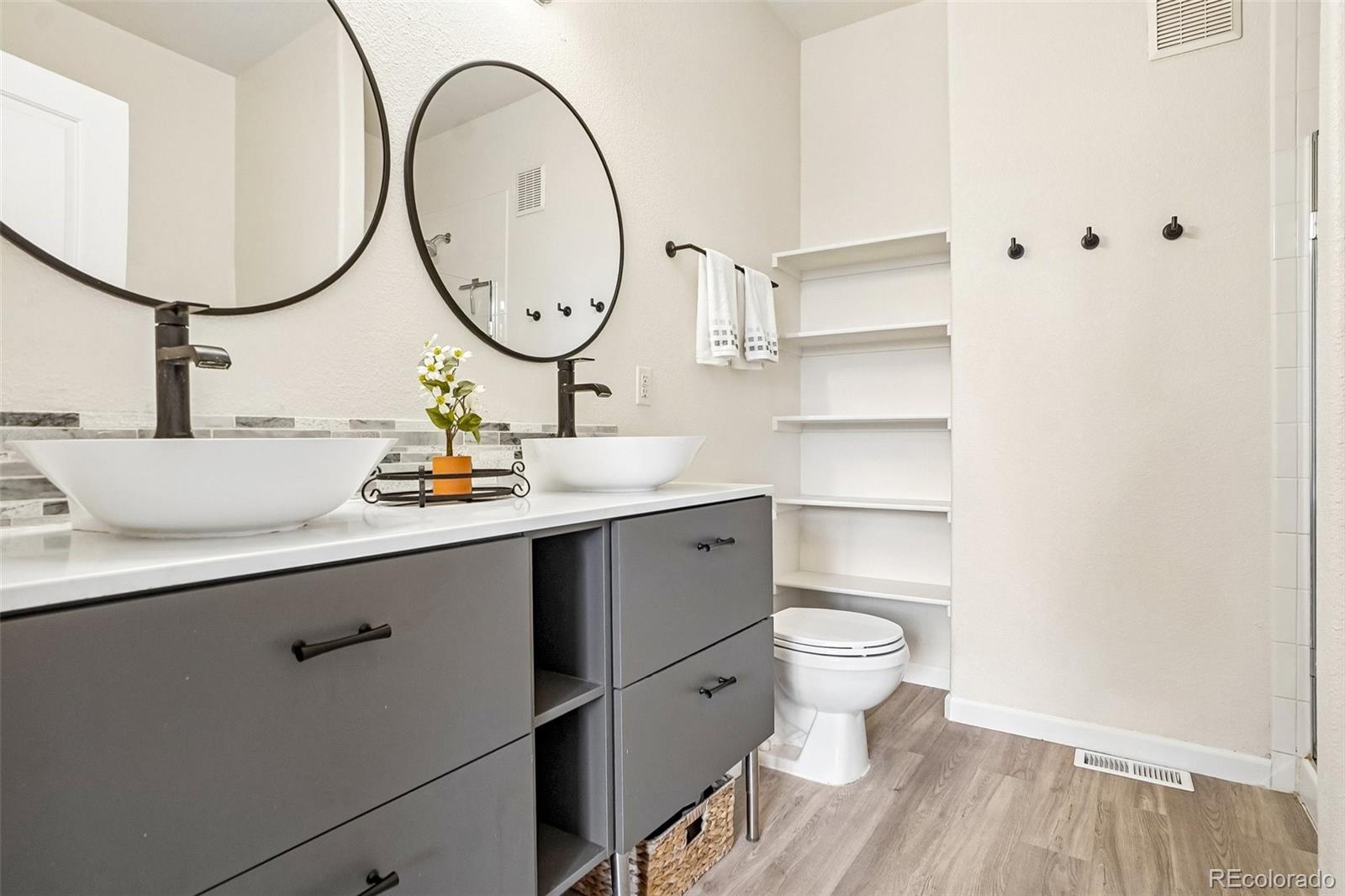 MLS Image #20 for 84  spruce street,denver, Colorado
