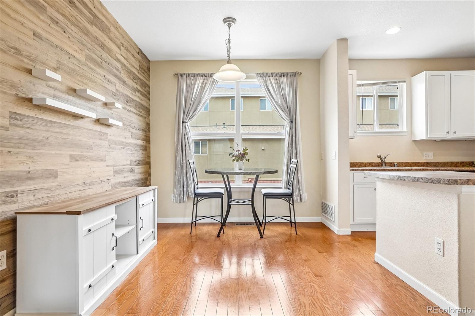 MLS Image #5 for 84  spruce street,denver, Colorado