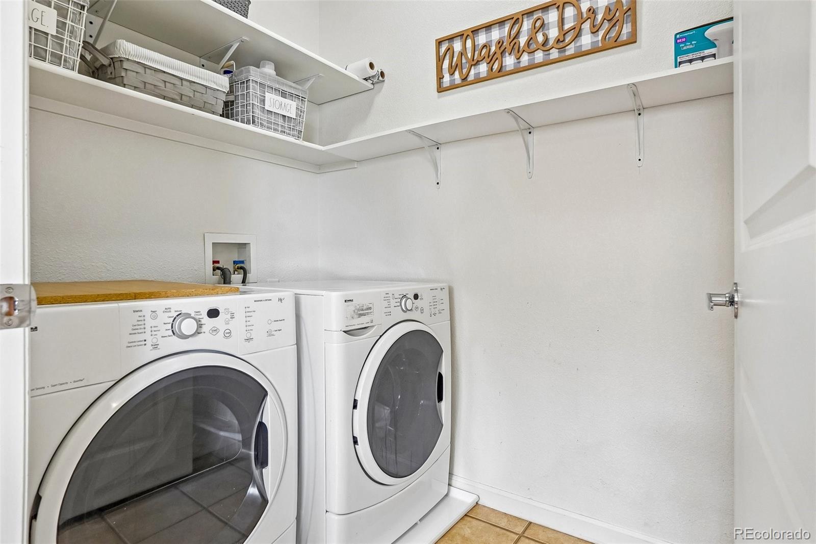 MLS Image #9 for 84  spruce street,denver, Colorado