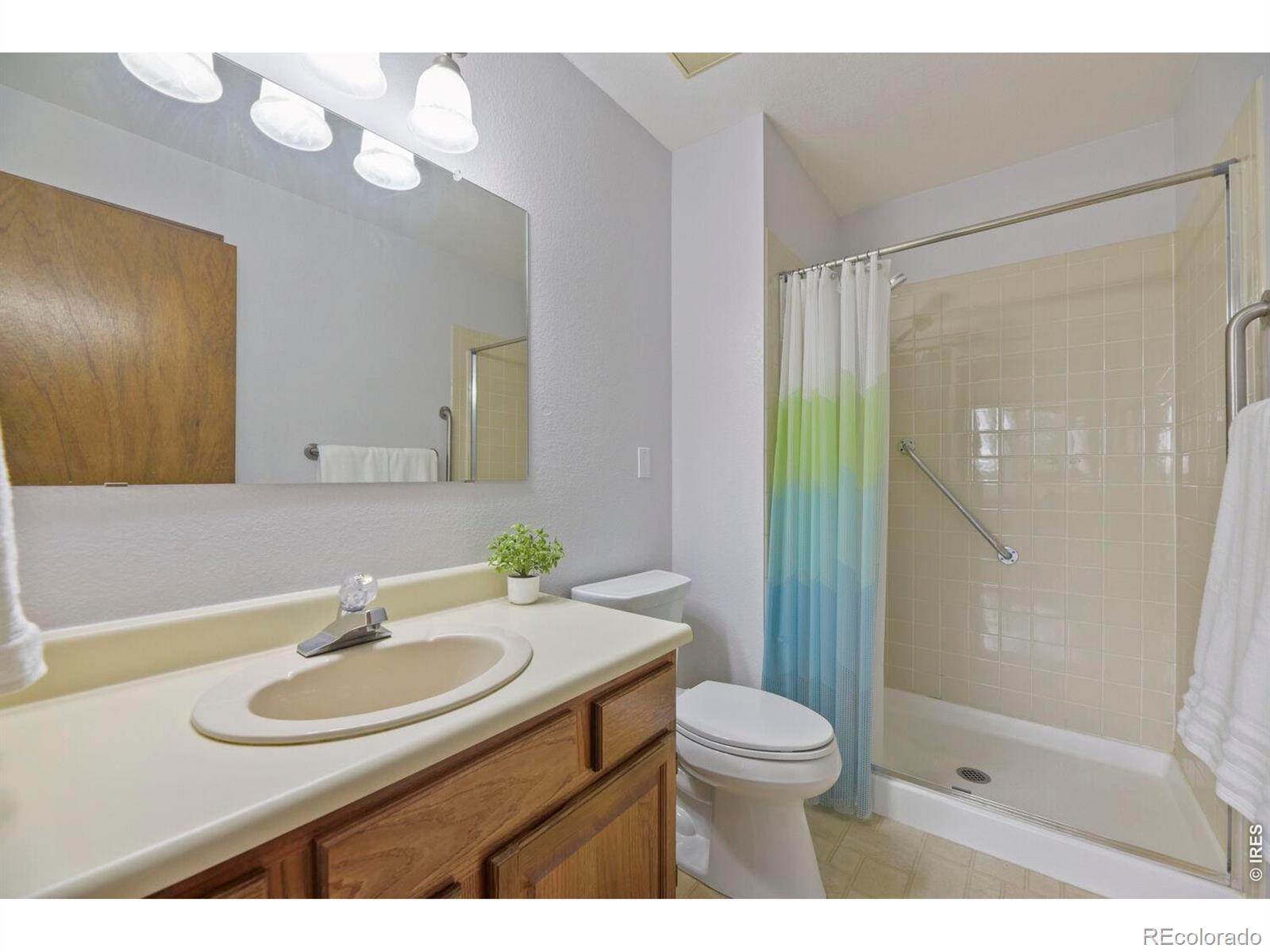 MLS Image #12 for 12565  sheridan boulevard,broomfield, Colorado