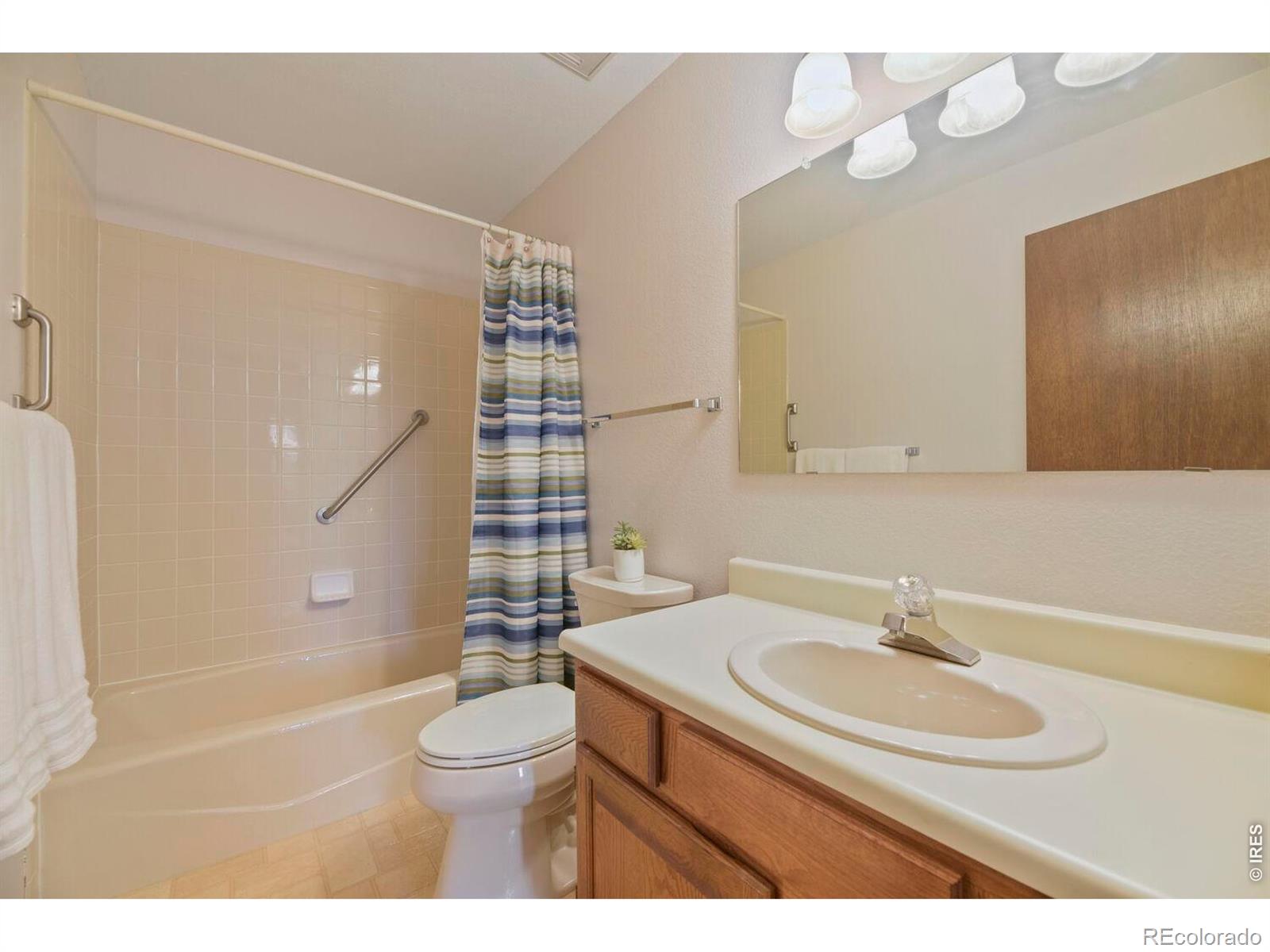 MLS Image #15 for 12565  sheridan boulevard,broomfield, Colorado
