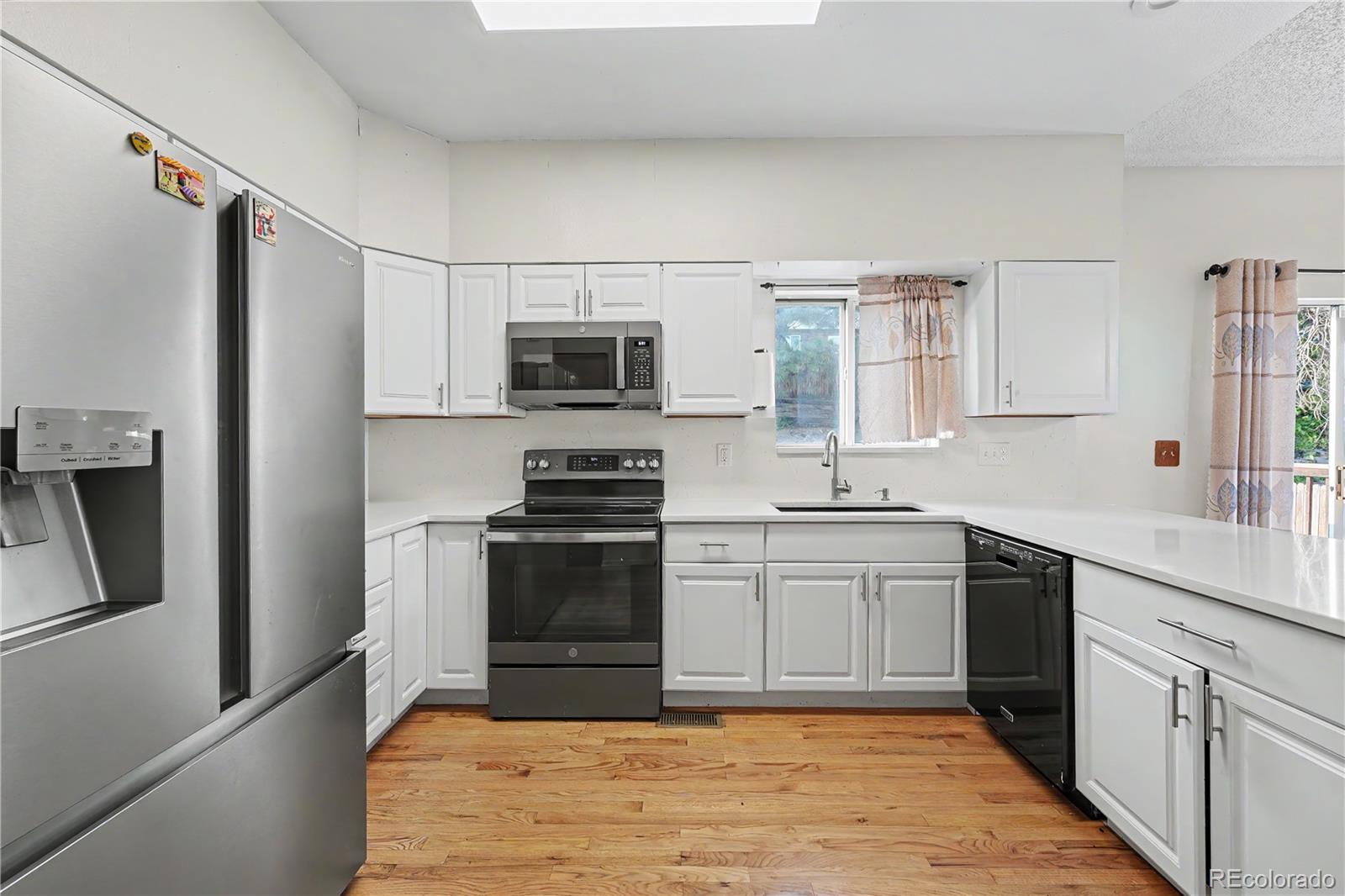 MLS Image #15 for 3843 w temple place,denver, Colorado