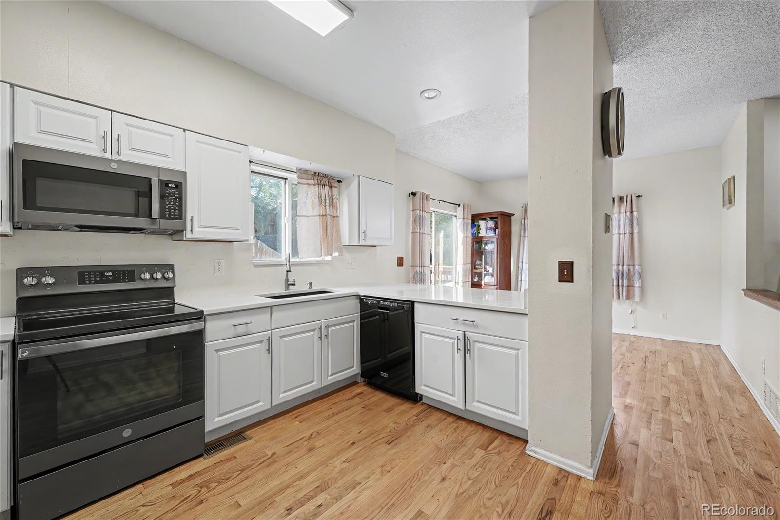 MLS Image #16 for 3843 w temple place,denver, Colorado