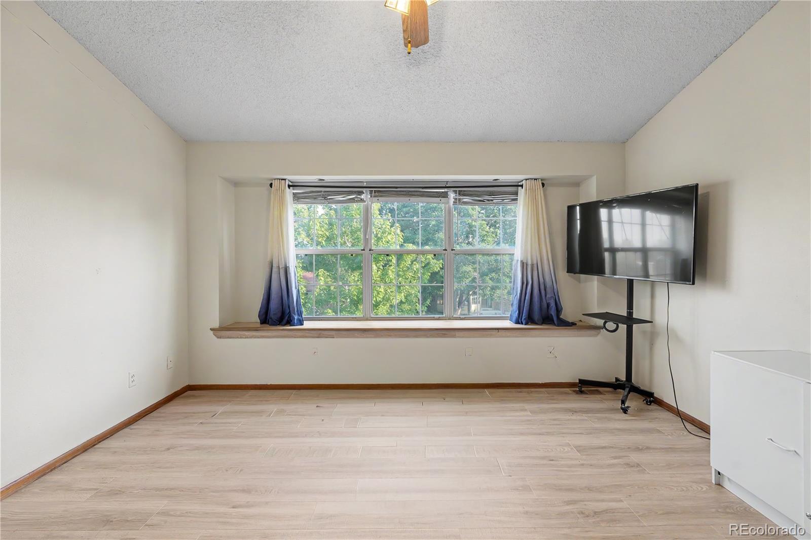 MLS Image #20 for 3843 w temple place,denver, Colorado
