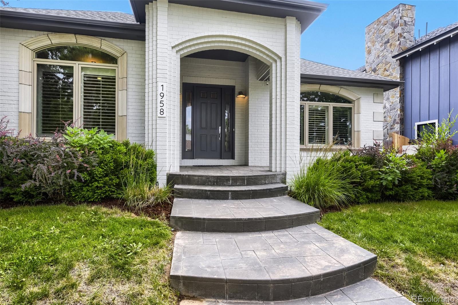 MLS Image #2 for 1958 s corona street,denver, Colorado