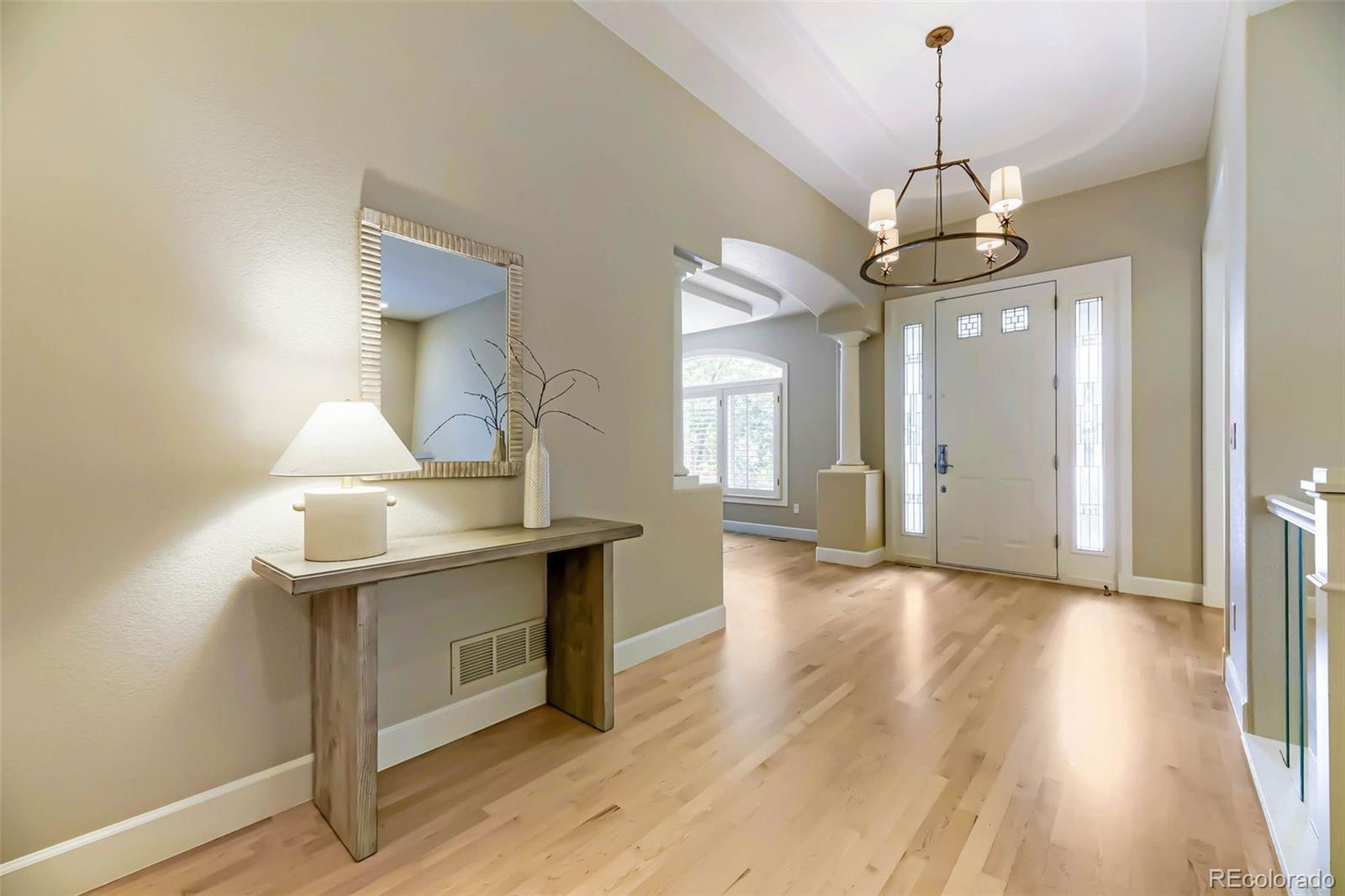 MLS Image #5 for 1958 s corona street,denver, Colorado