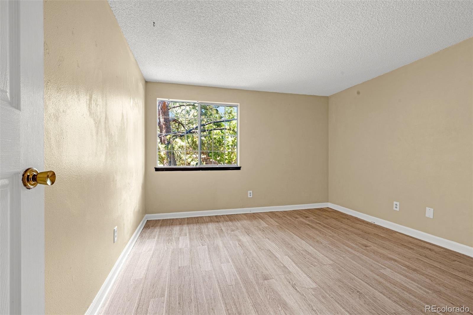 MLS Image #11 for 1760 s pitkin circle b,aurora, Colorado
