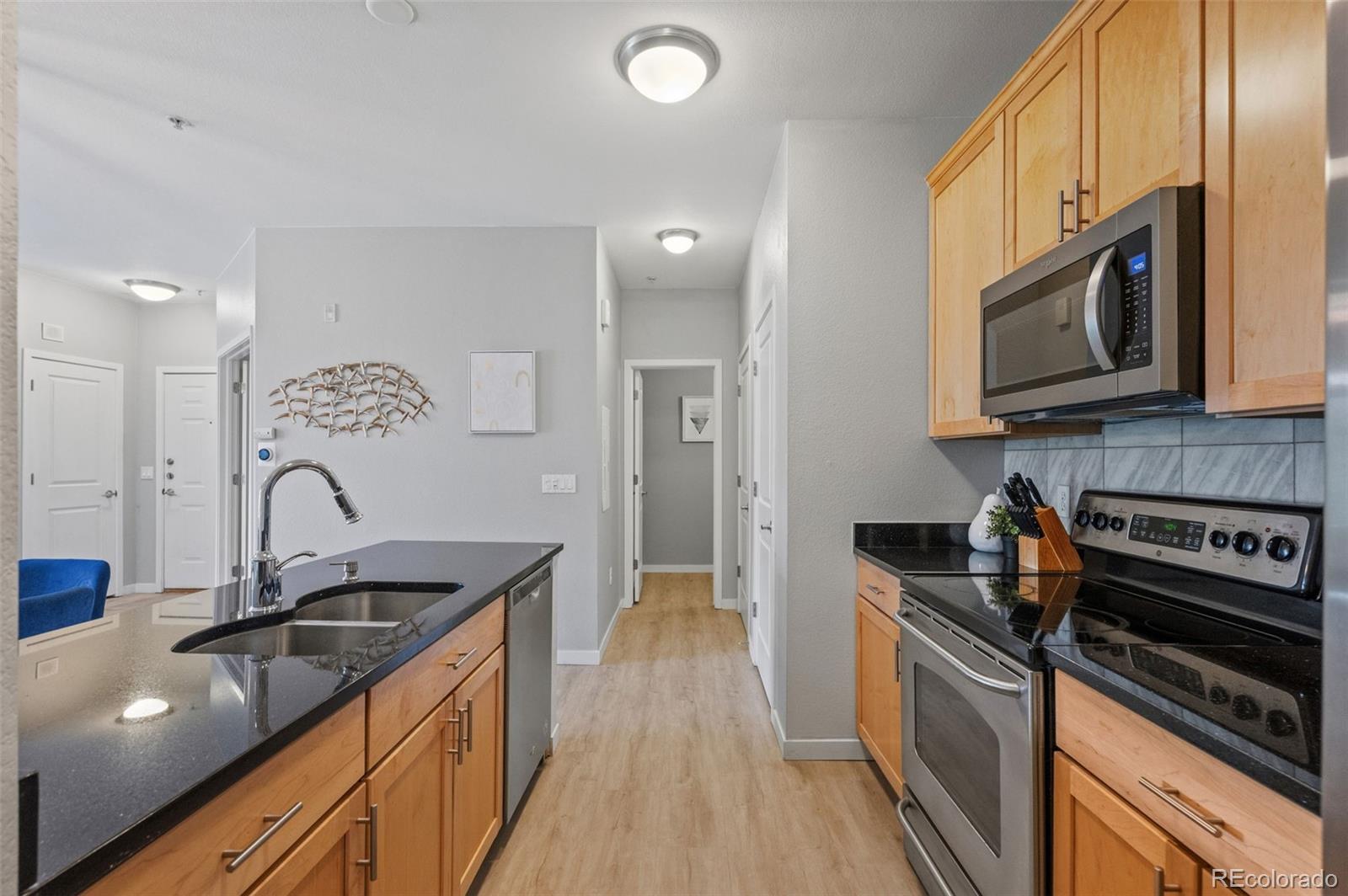 MLS Image #12 for 4100  albion street 418,denver, Colorado