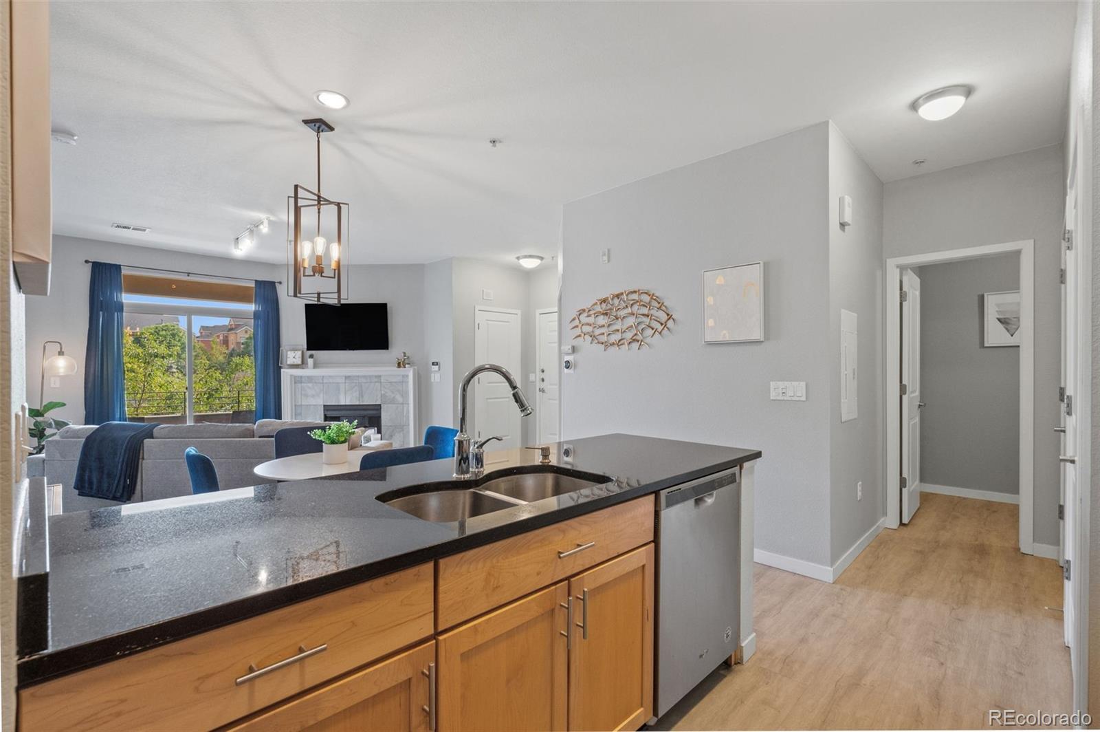MLS Image #13 for 4100  albion street 418,denver, Colorado