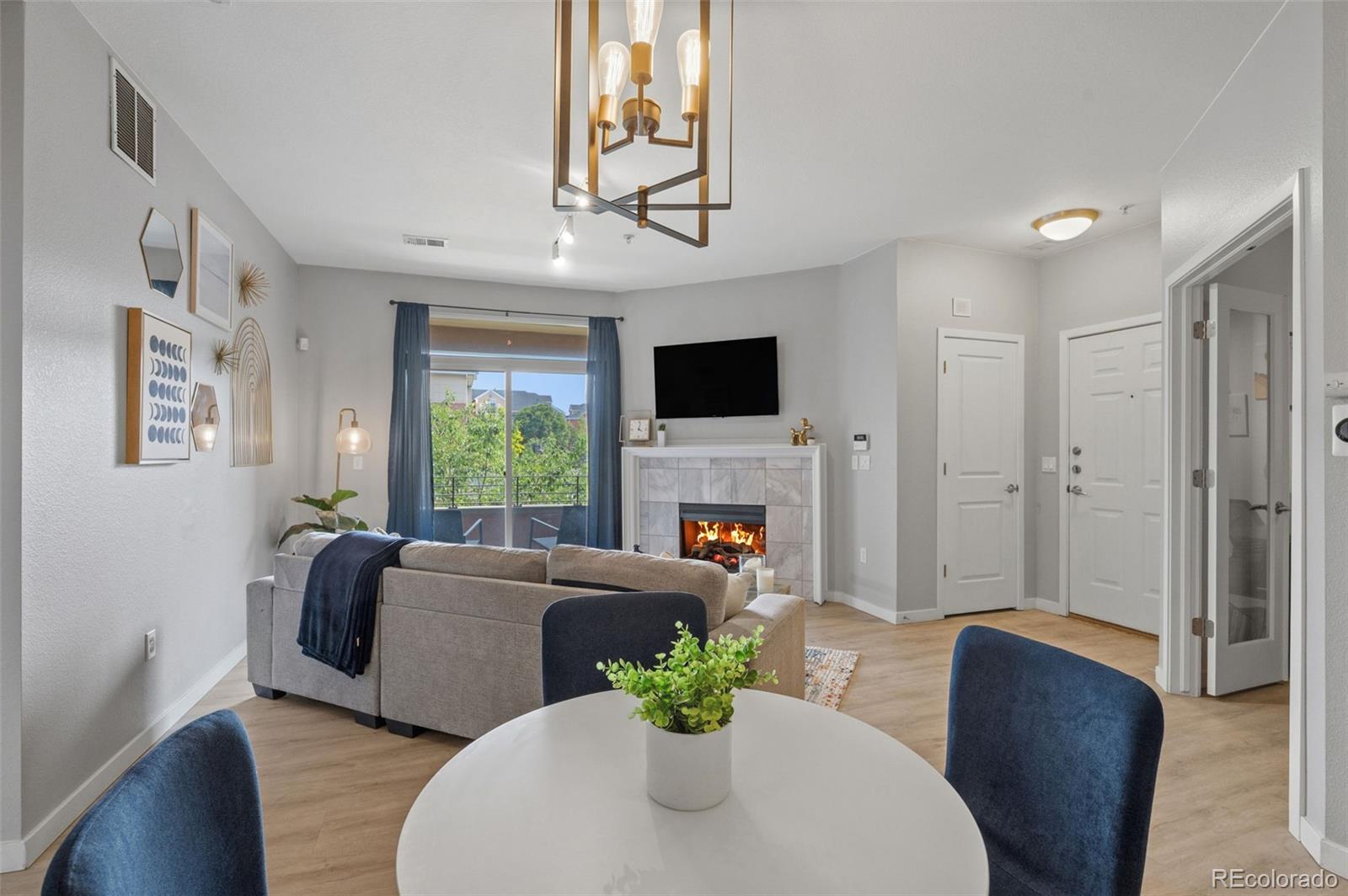 MLS Image #3 for 4100  albion street 418,denver, Colorado