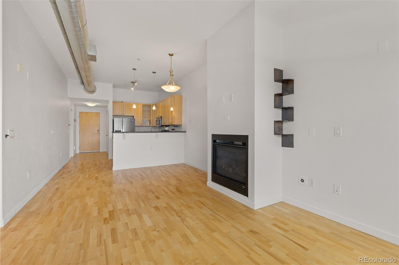 MLS Image #11 for 1555  central street,denver, Colorado