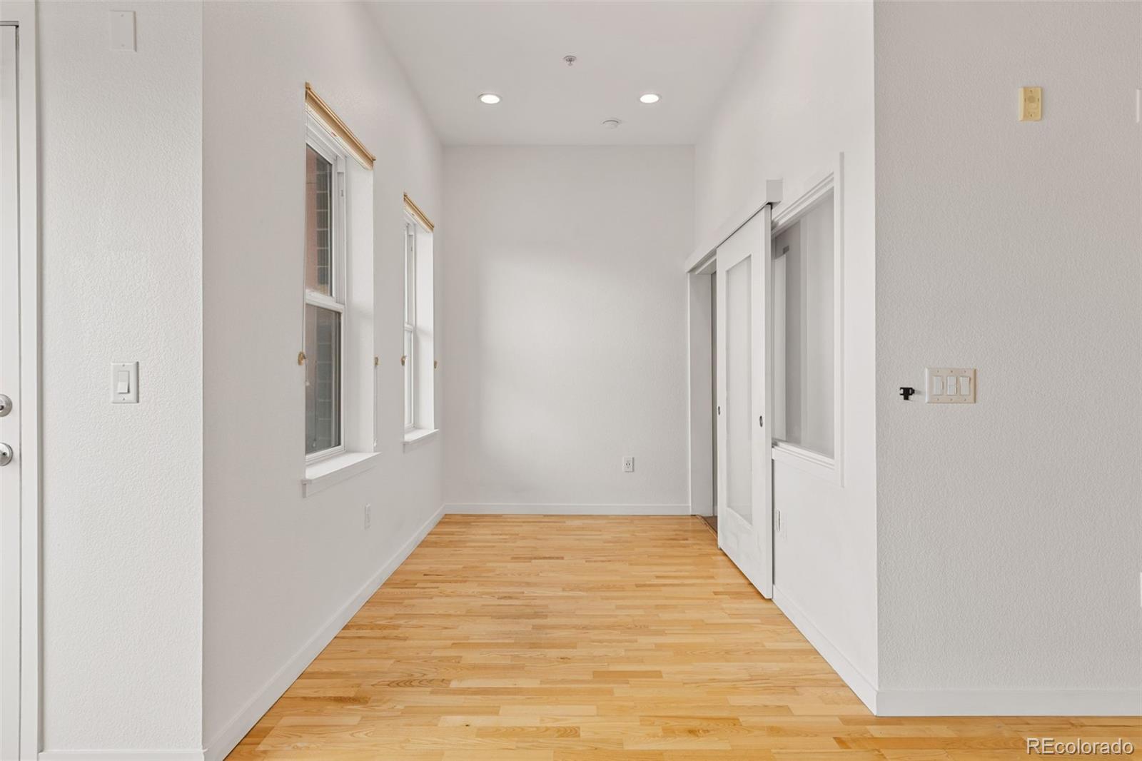 MLS Image #14 for 1555  central street,denver, Colorado