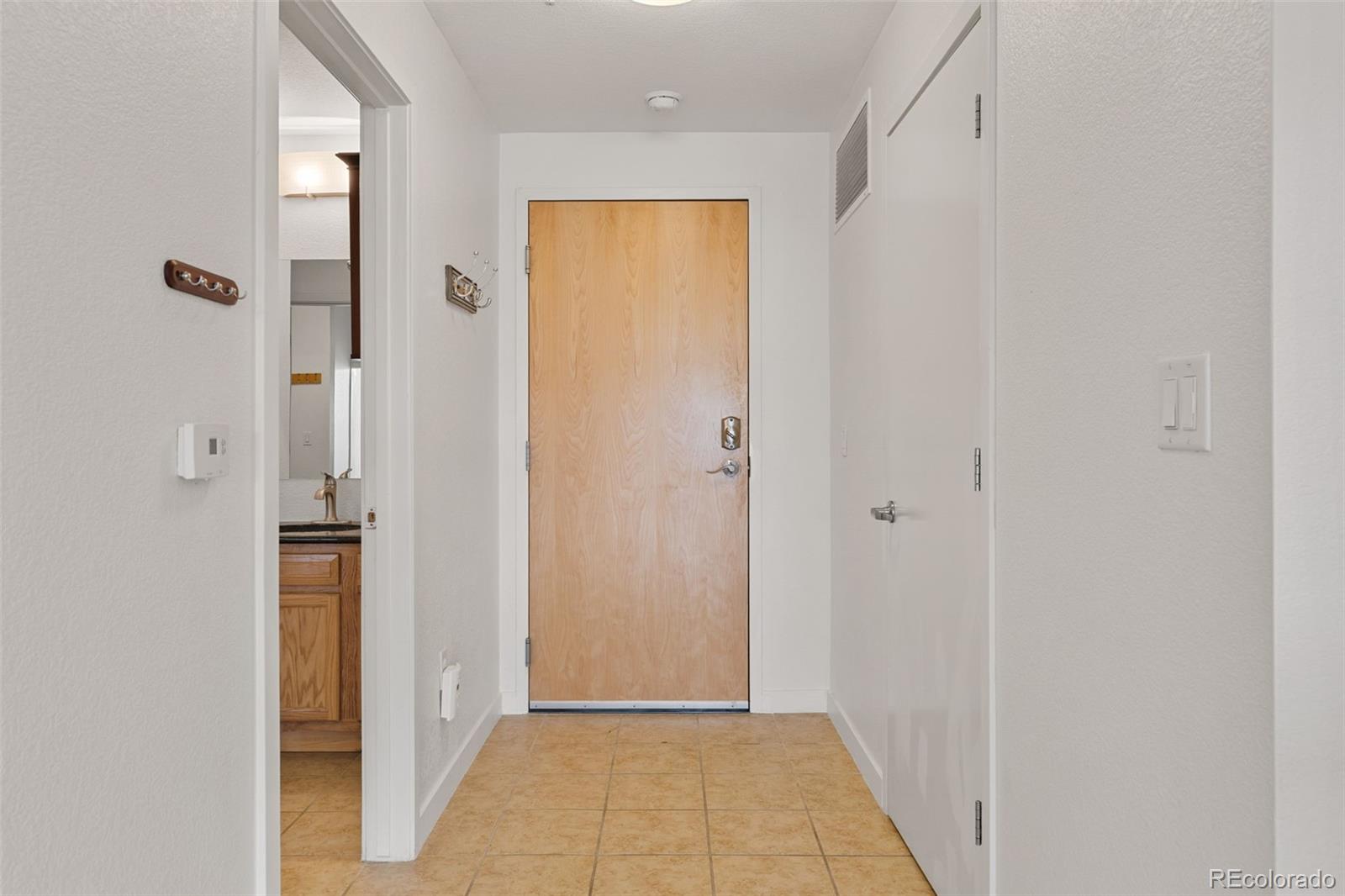 MLS Image #4 for 1555  central street,denver, Colorado