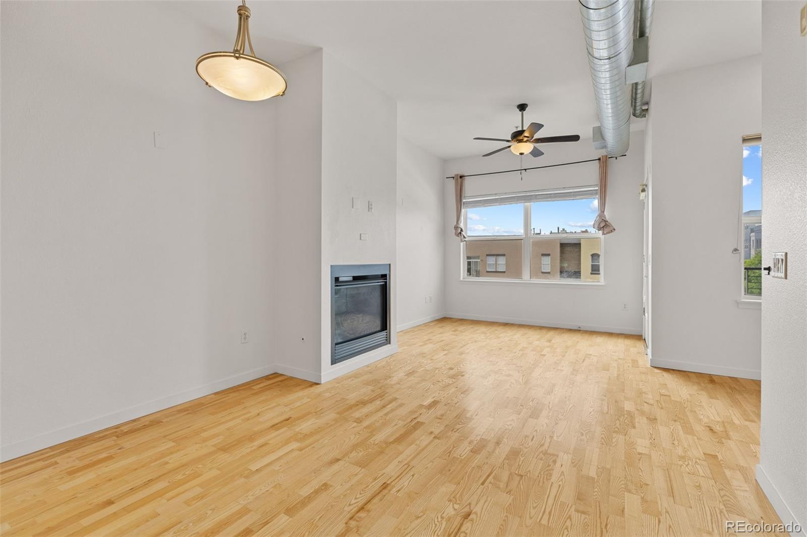 MLS Image #7 for 1555  central street,denver, Colorado