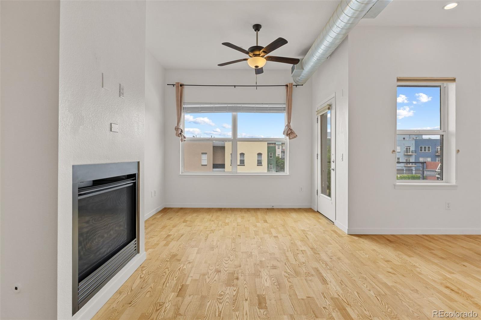 MLS Image #8 for 1555  central street,denver, Colorado