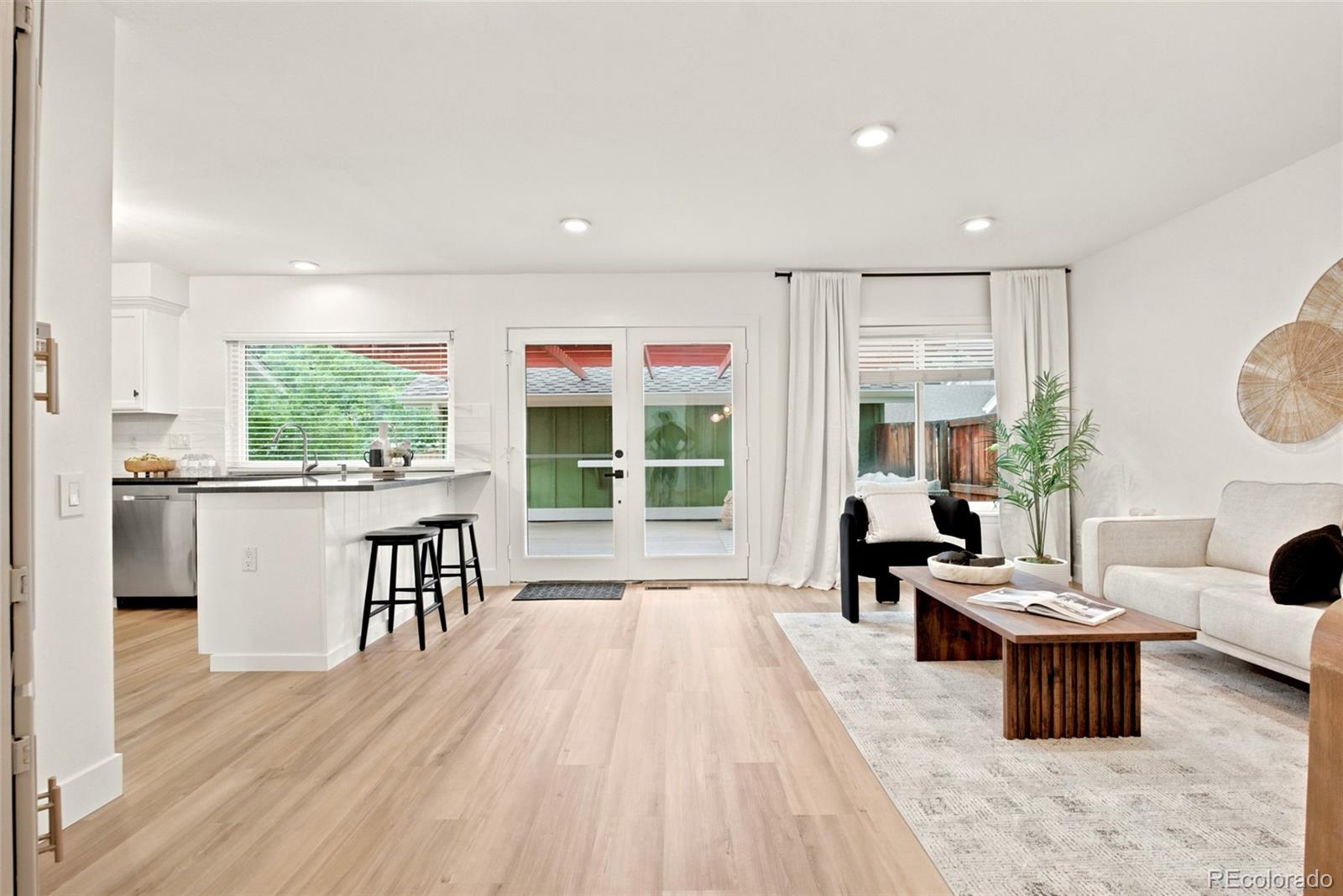 MLS Image #12 for 7572 s rosemary circle,englewood, Colorado