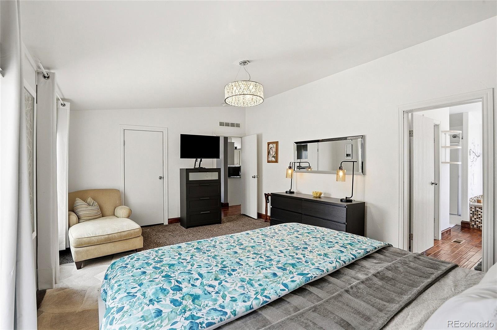 MLS Image #23 for 1571  sheridan boulevard,denver, Colorado