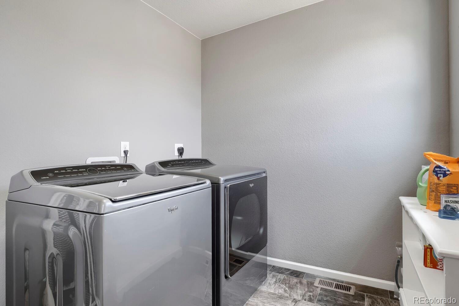 MLS Image #20 for 6977  isabell lane,arvada, Colorado