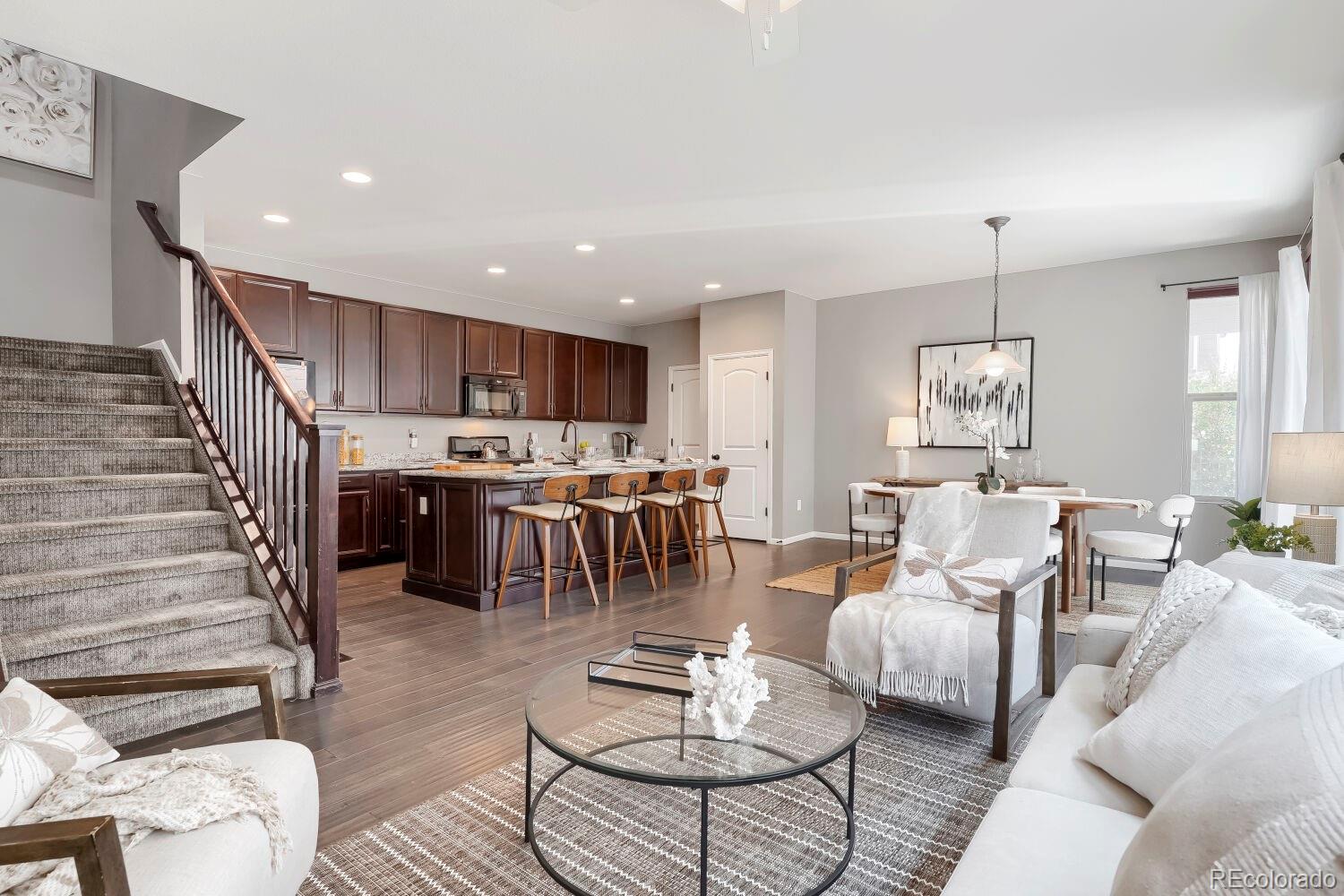 MLS Image #5 for 6977  isabell lane,arvada, Colorado