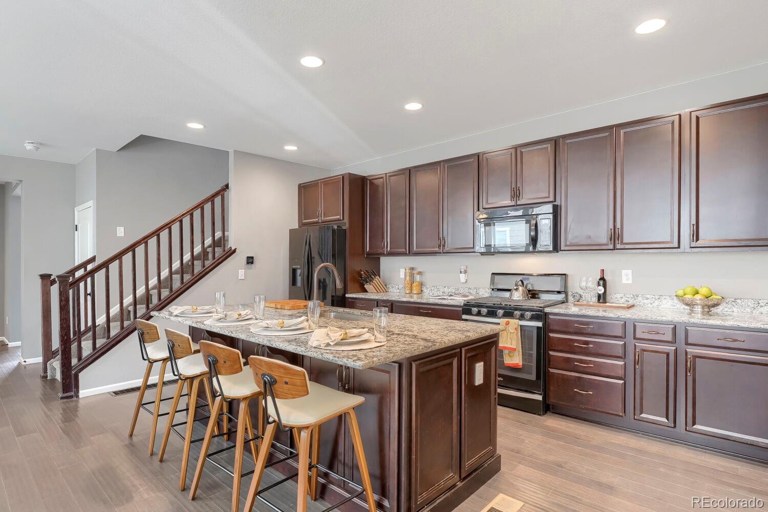 MLS Image #9 for 6977  isabell lane,arvada, Colorado