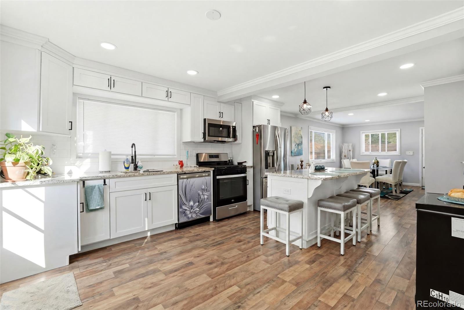 MLS Image #3 for 5820  rose lane,commerce city, Colorado