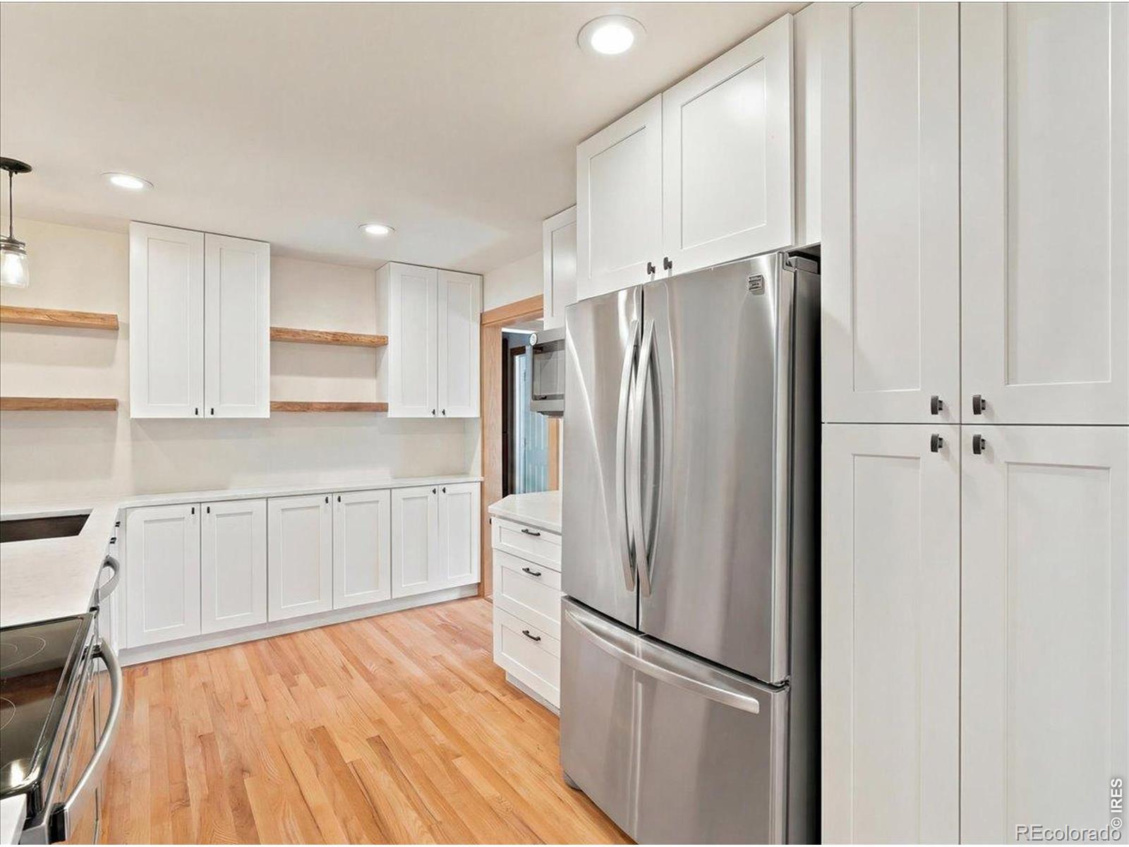 MLS Image #14 for 1580 s garfield street,denver, Colorado