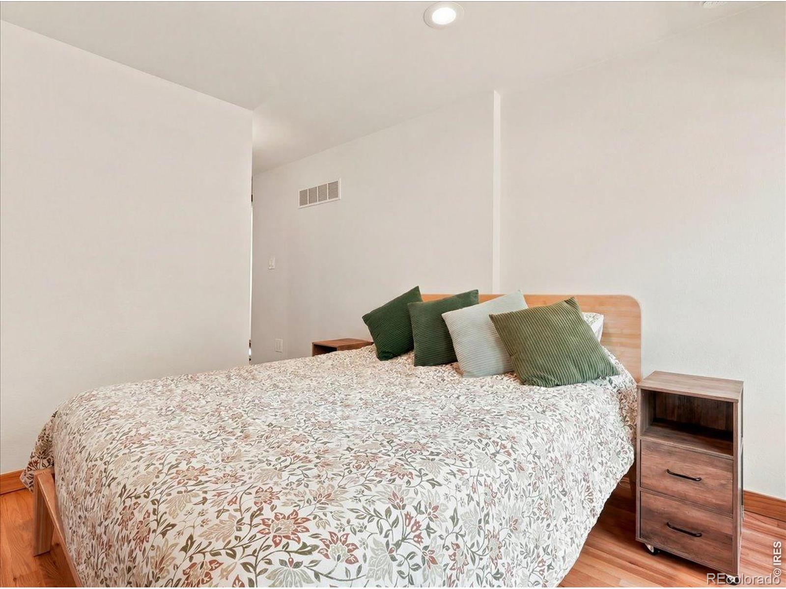 MLS Image #20 for 1580 s garfield street,denver, Colorado