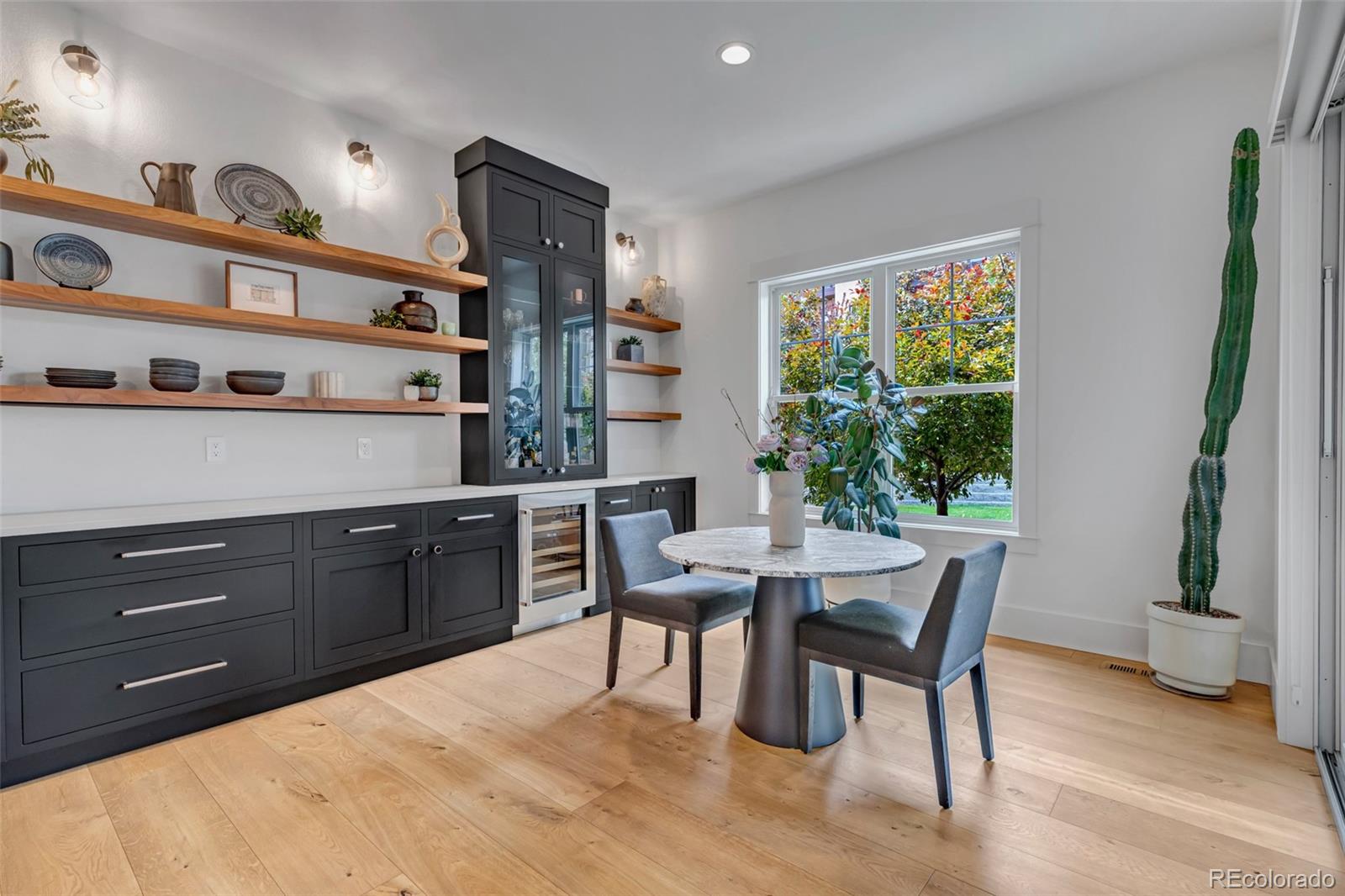 MLS Image #16 for 27041 e long circle,aurora, Colorado