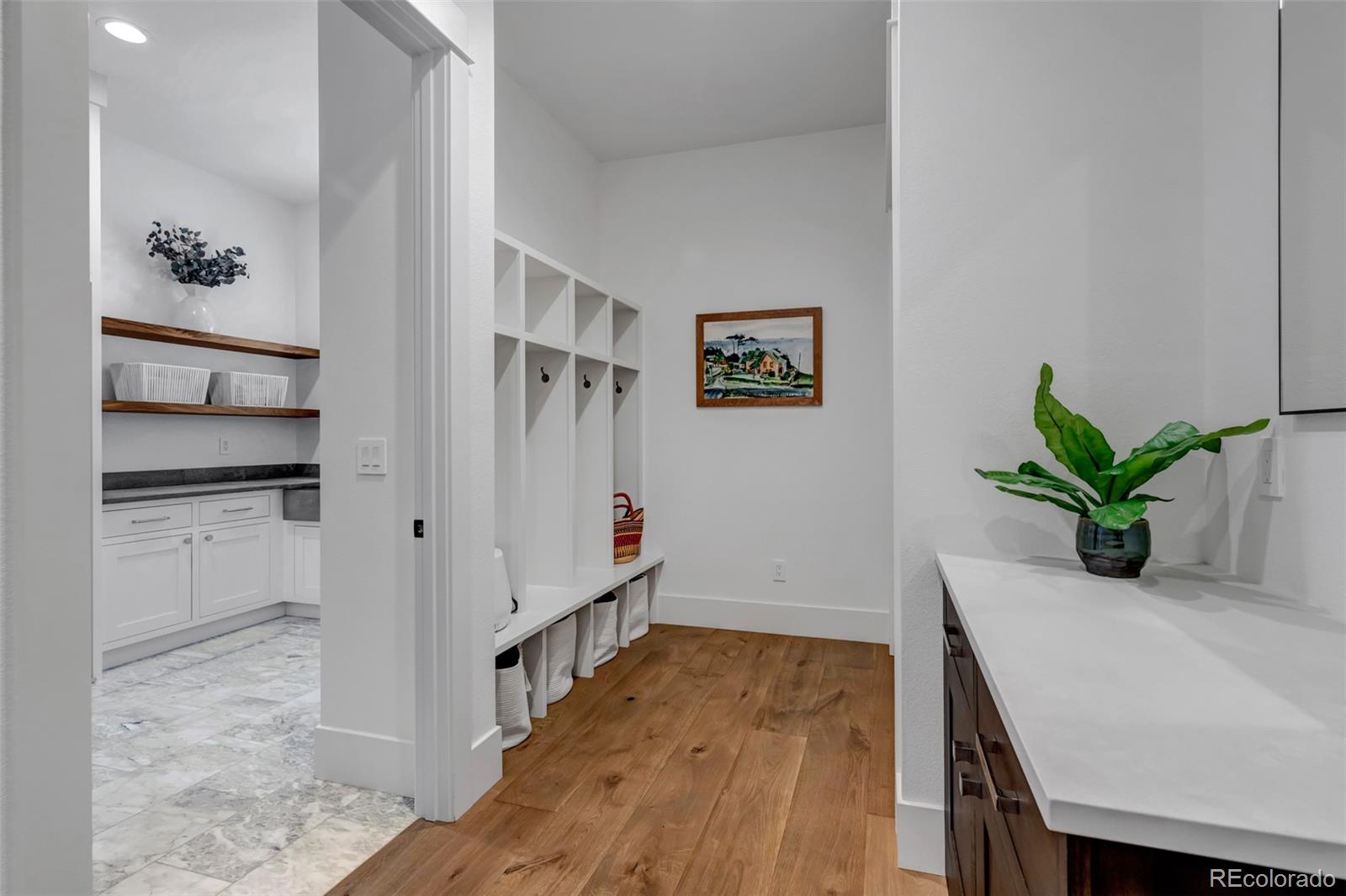 MLS Image #38 for 27041 e long circle,aurora, Colorado
