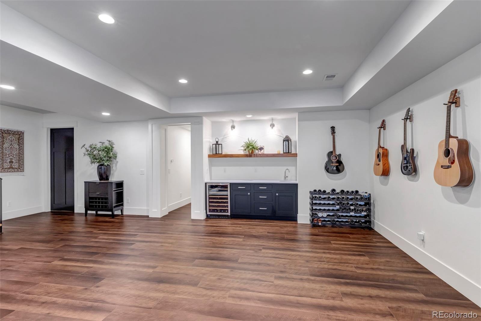 MLS Image #42 for 27041 e long circle,aurora, Colorado
