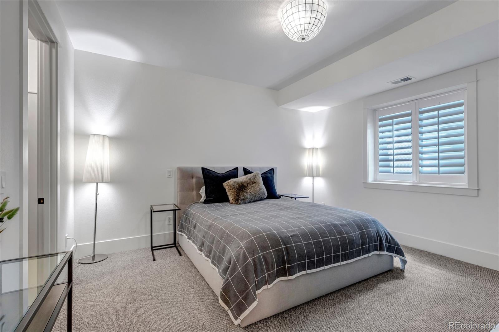 MLS Image #43 for 27041 e long circle,aurora, Colorado