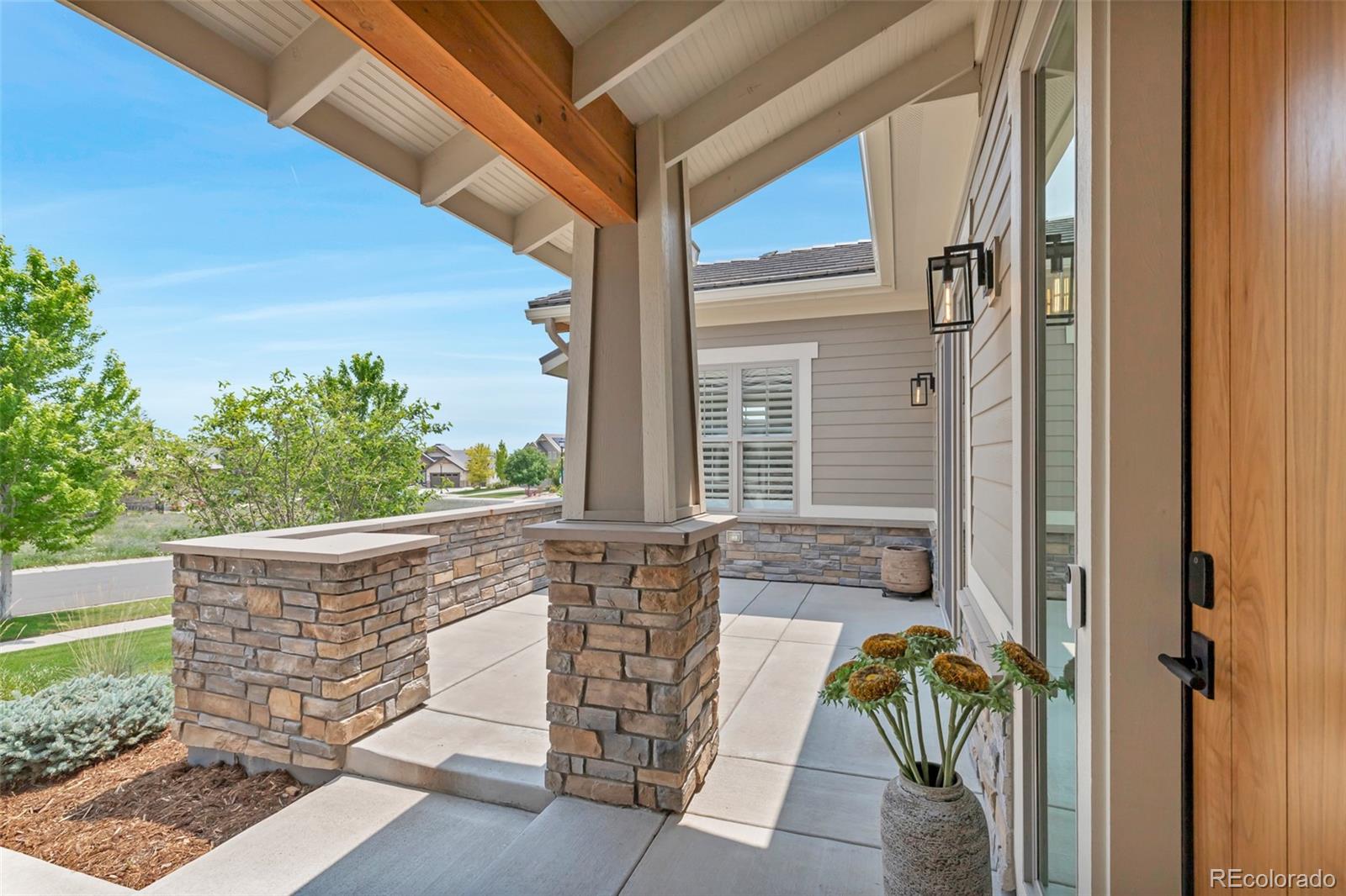 MLS Image #5 for 27041 e long circle,aurora, Colorado