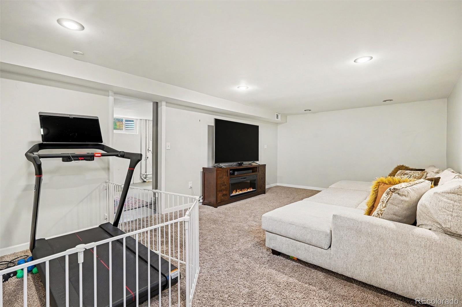 MLS Image #20 for 6120 w arkansas avenue,denver, Colorado