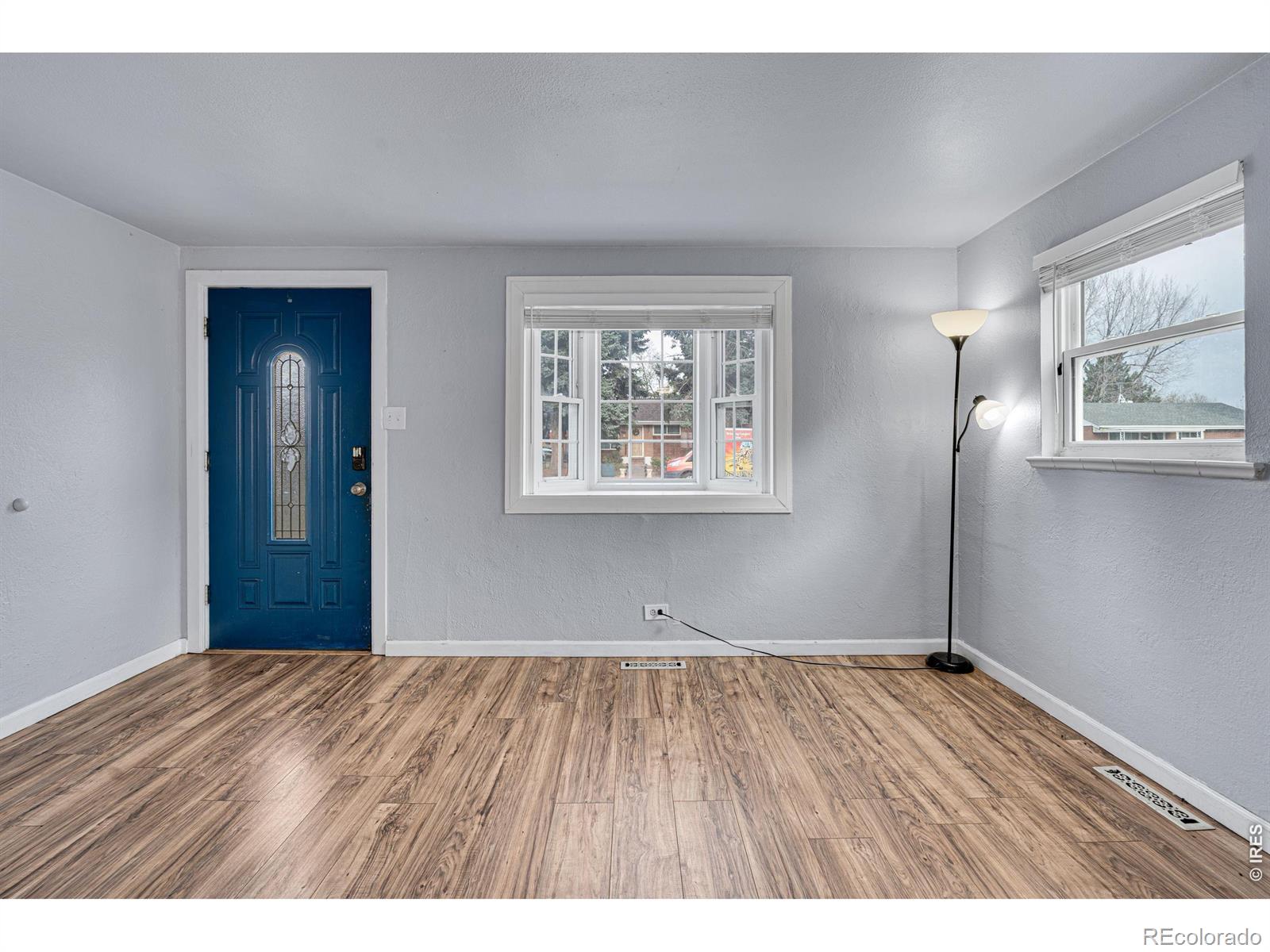 MLS Image #25 for 1301 s wolff street,denver, Colorado