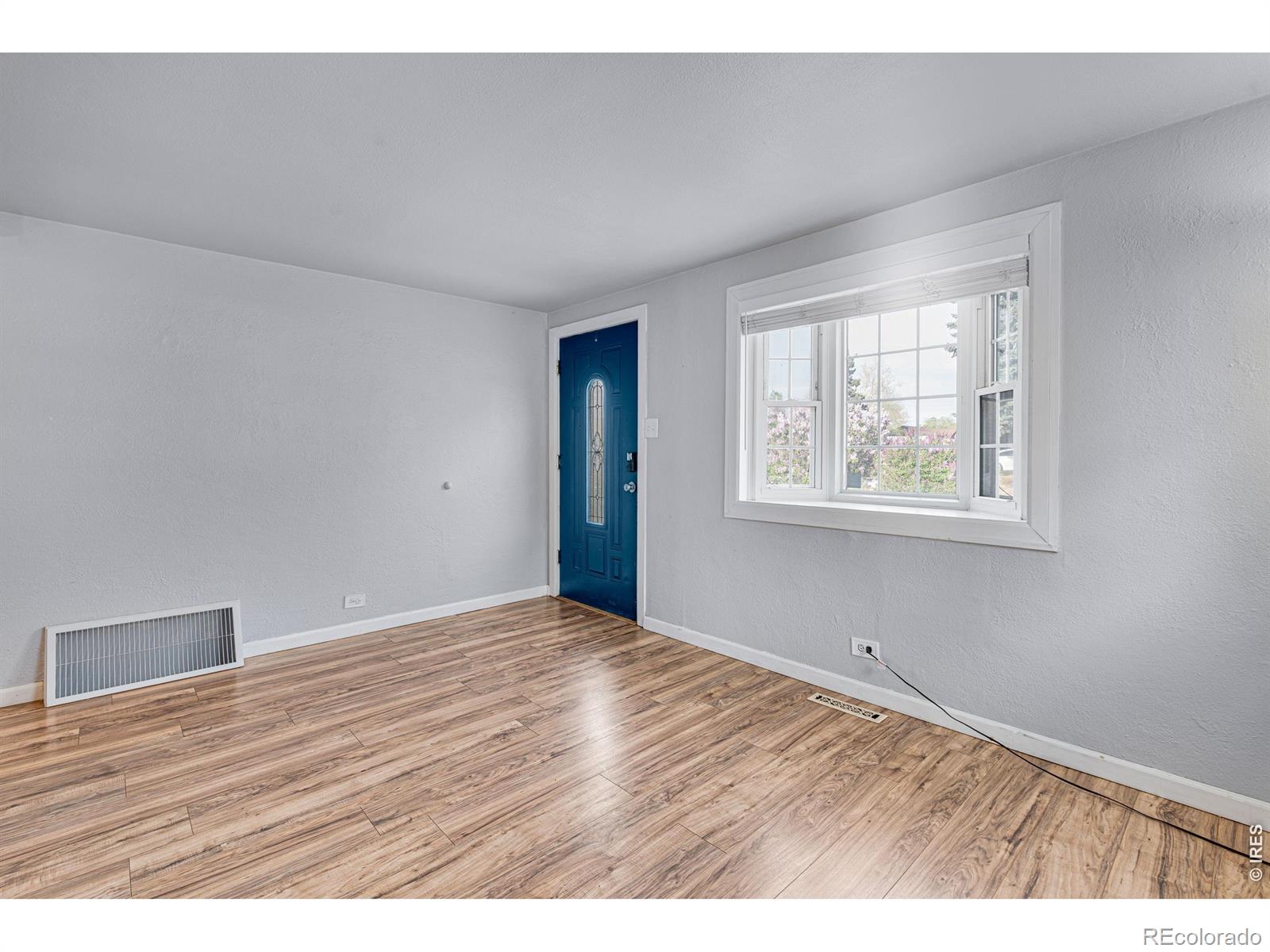 MLS Image #3 for 1301 s wolff street,denver, Colorado