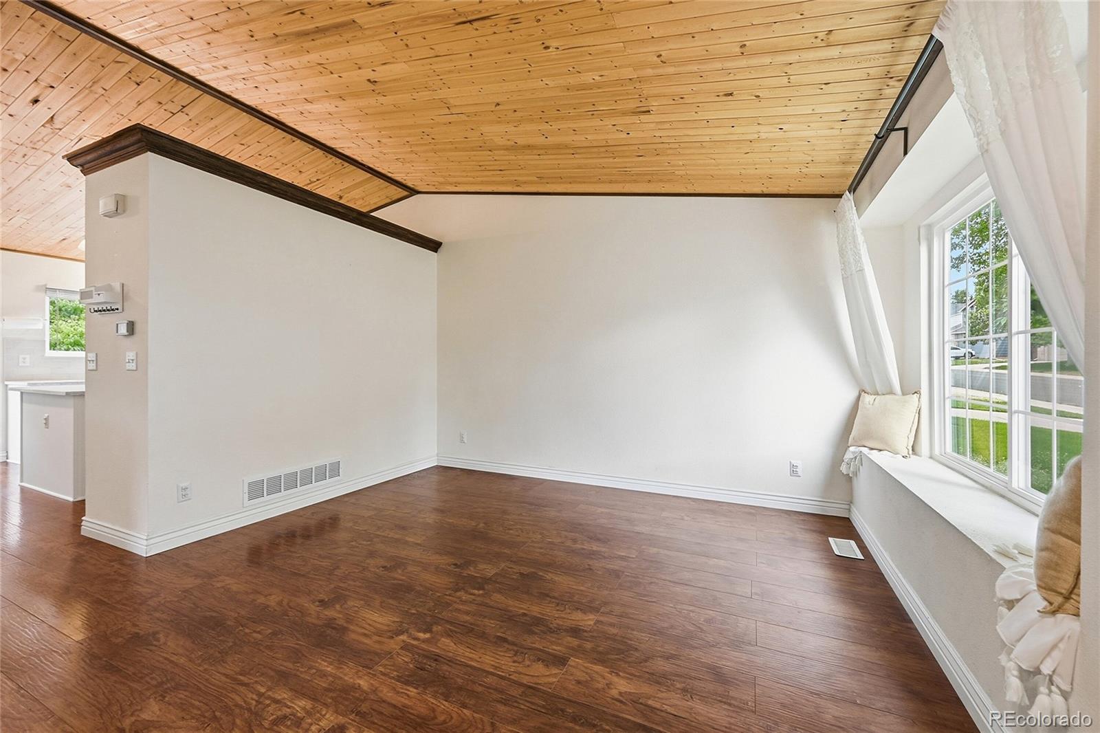 MLS Image #10 for 9688  whitecliff place,highlands ranch, Colorado