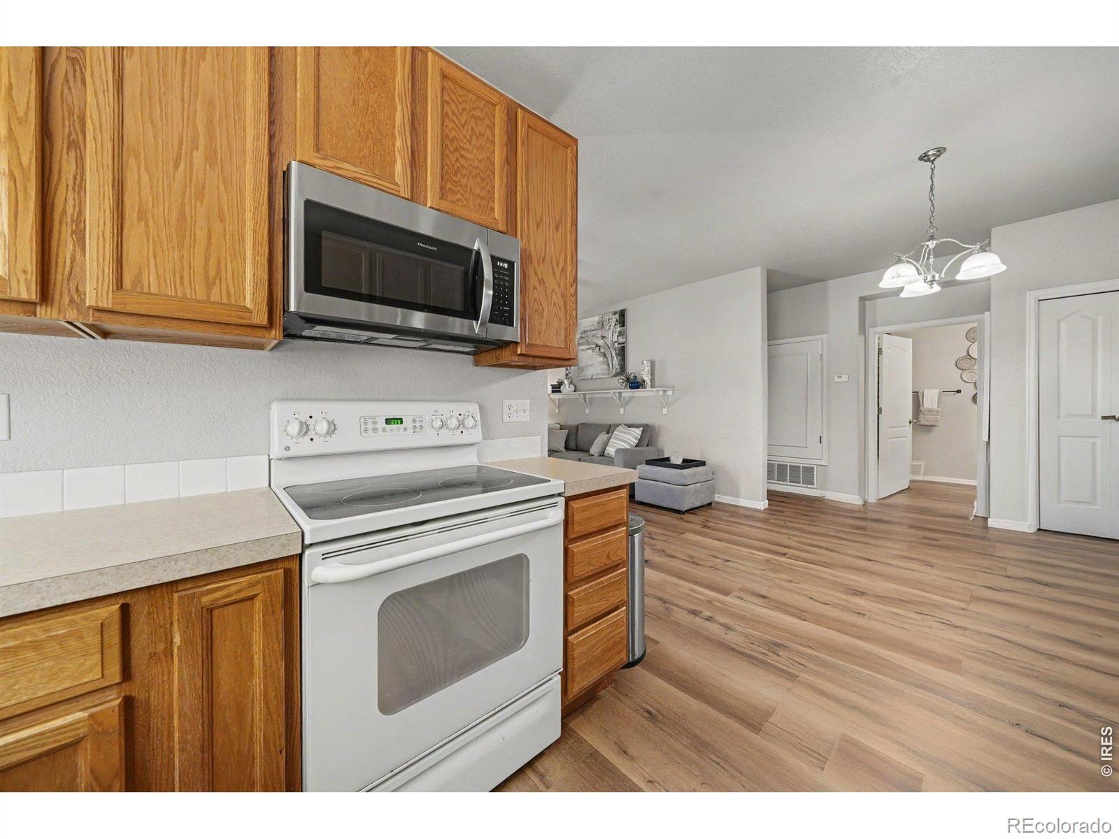 MLS Image #10 for 4745  hahns peak drive,loveland, Colorado