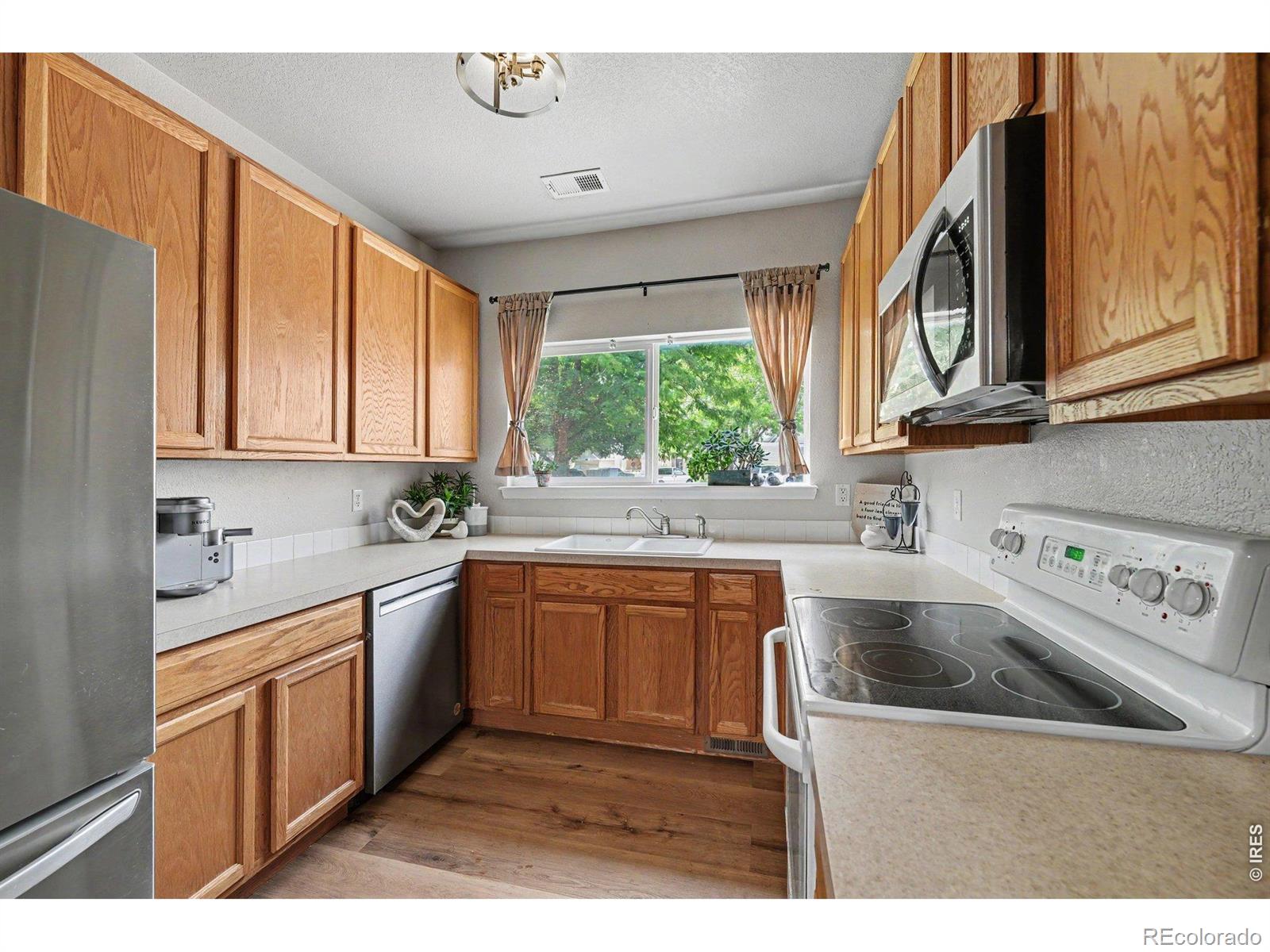 MLS Image #9 for 4745  hahns peak drive,loveland, Colorado