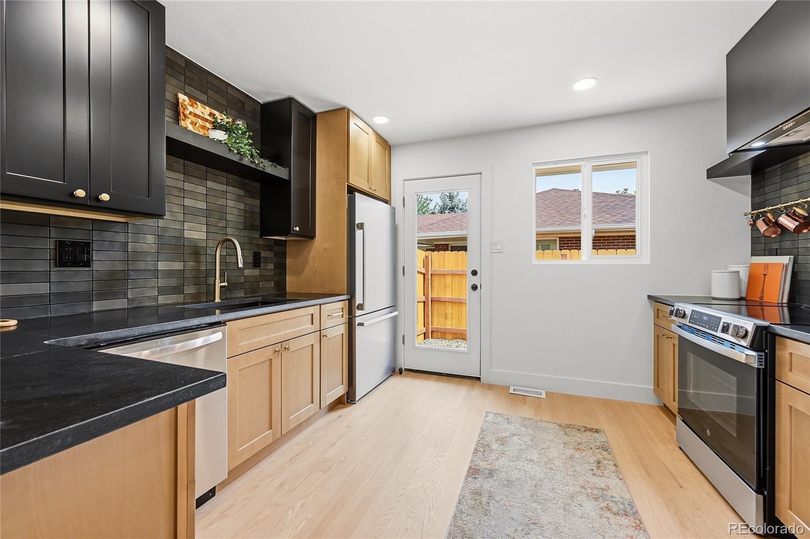 MLS Image #3 for 3660 n grape street,denver, Colorado