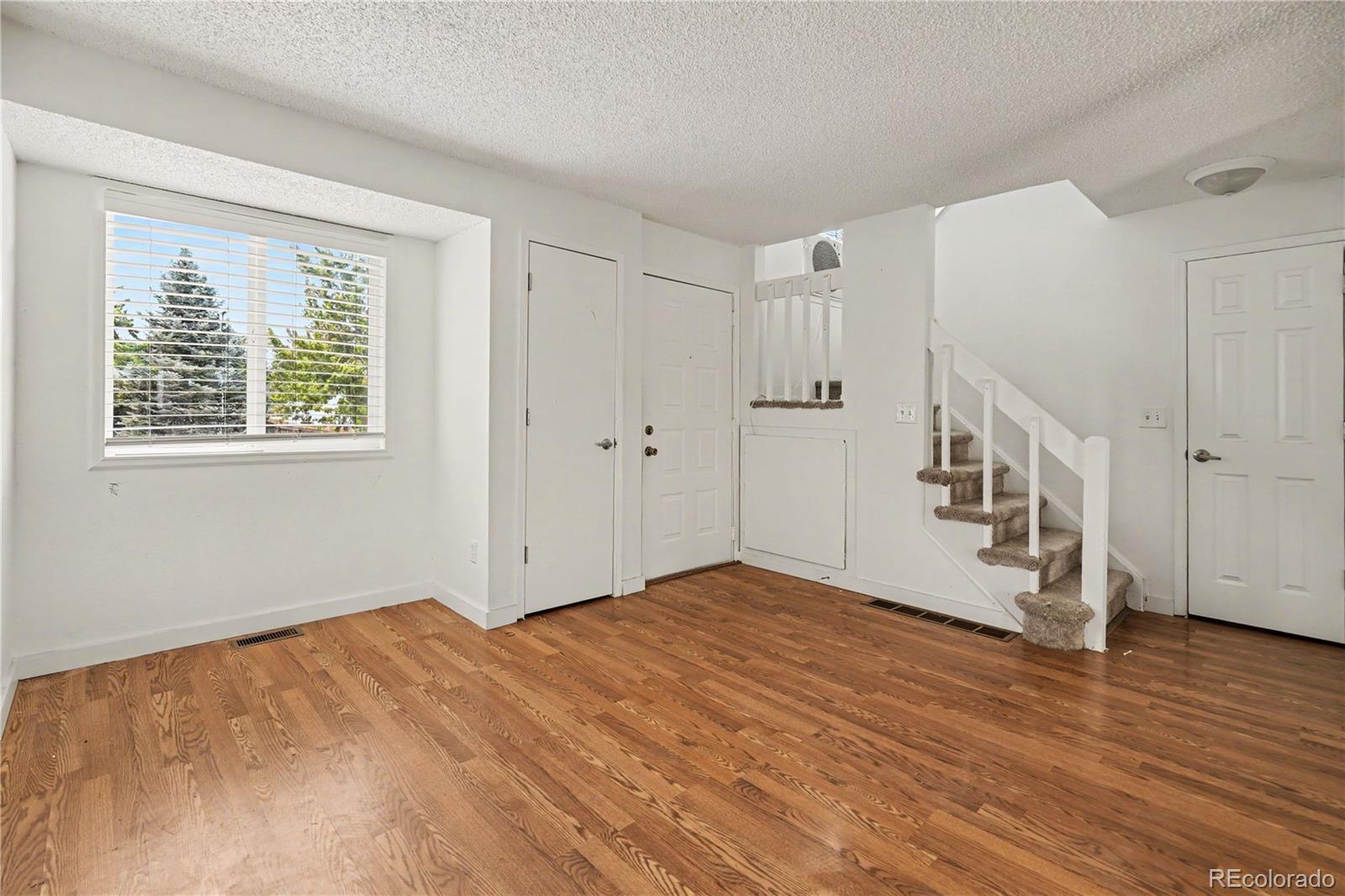 MLS Image #4 for 4922 s rifle court,aurora, Colorado