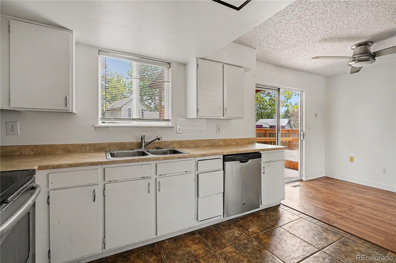 MLS Image #9 for 4922 s rifle court,aurora, Colorado