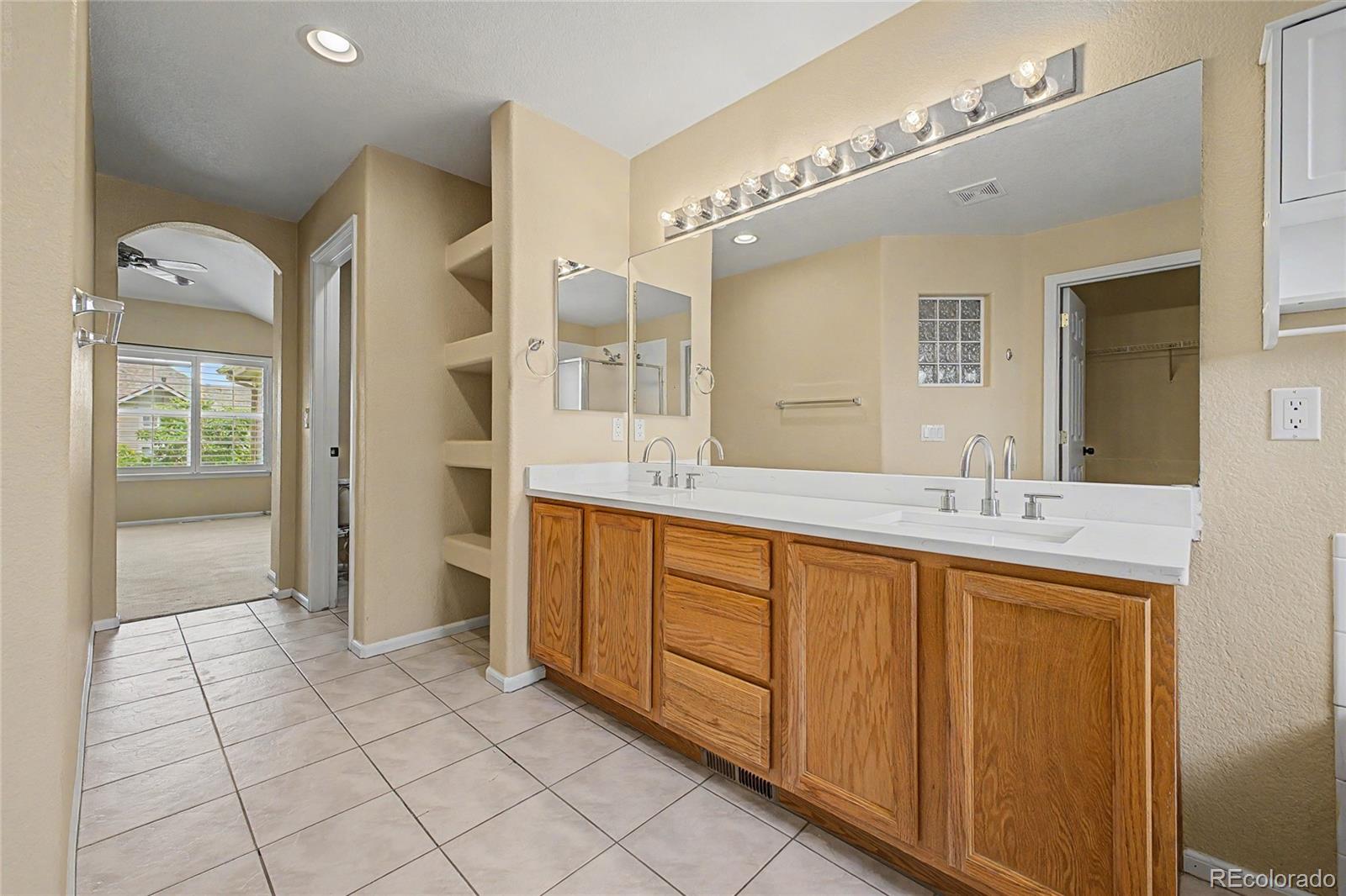 MLS Image #15 for 1415 s dayton court,denver, Colorado