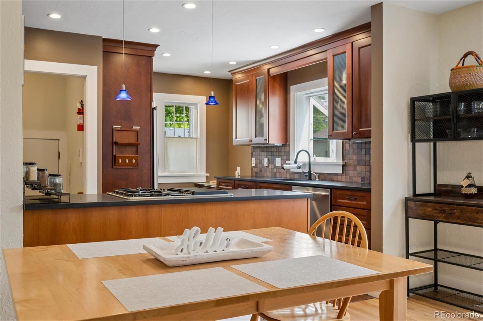 MLS Image #15 for 2340 s franklin street,denver, Colorado