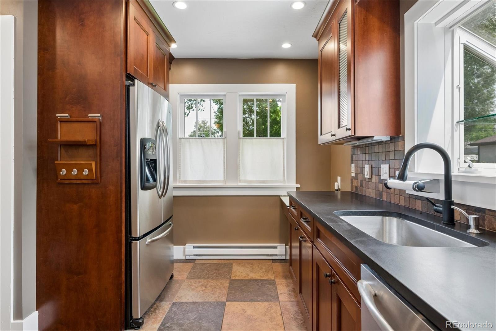 MLS Image #21 for 2340 s franklin street,denver, Colorado